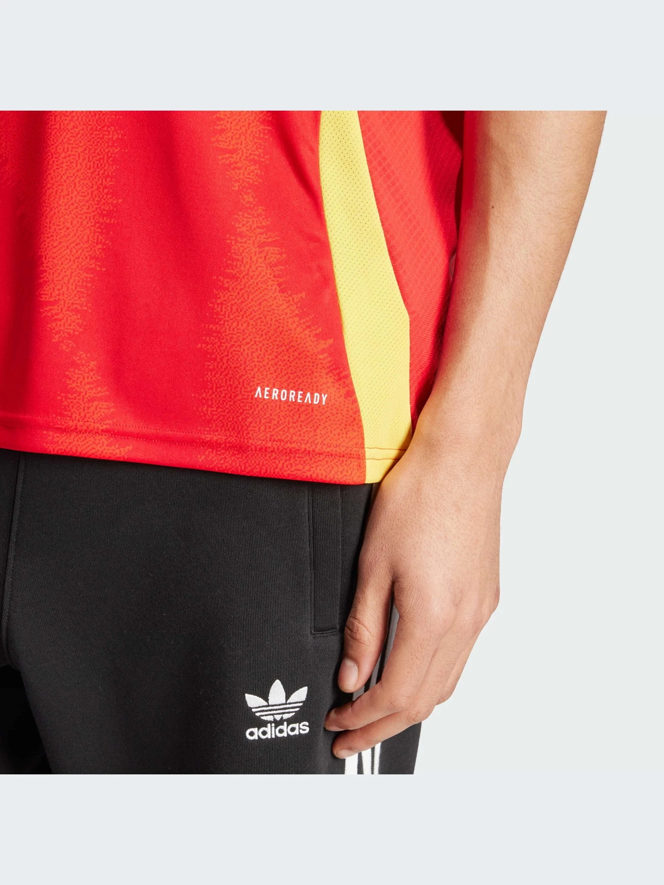 Футболки и поло Adidas модель IP9331 Фото