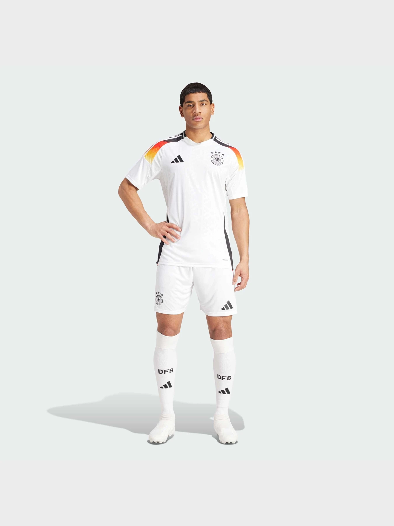 Шорты Adidas модель IP8151 Шорты Adidas модель IP8151 Фото