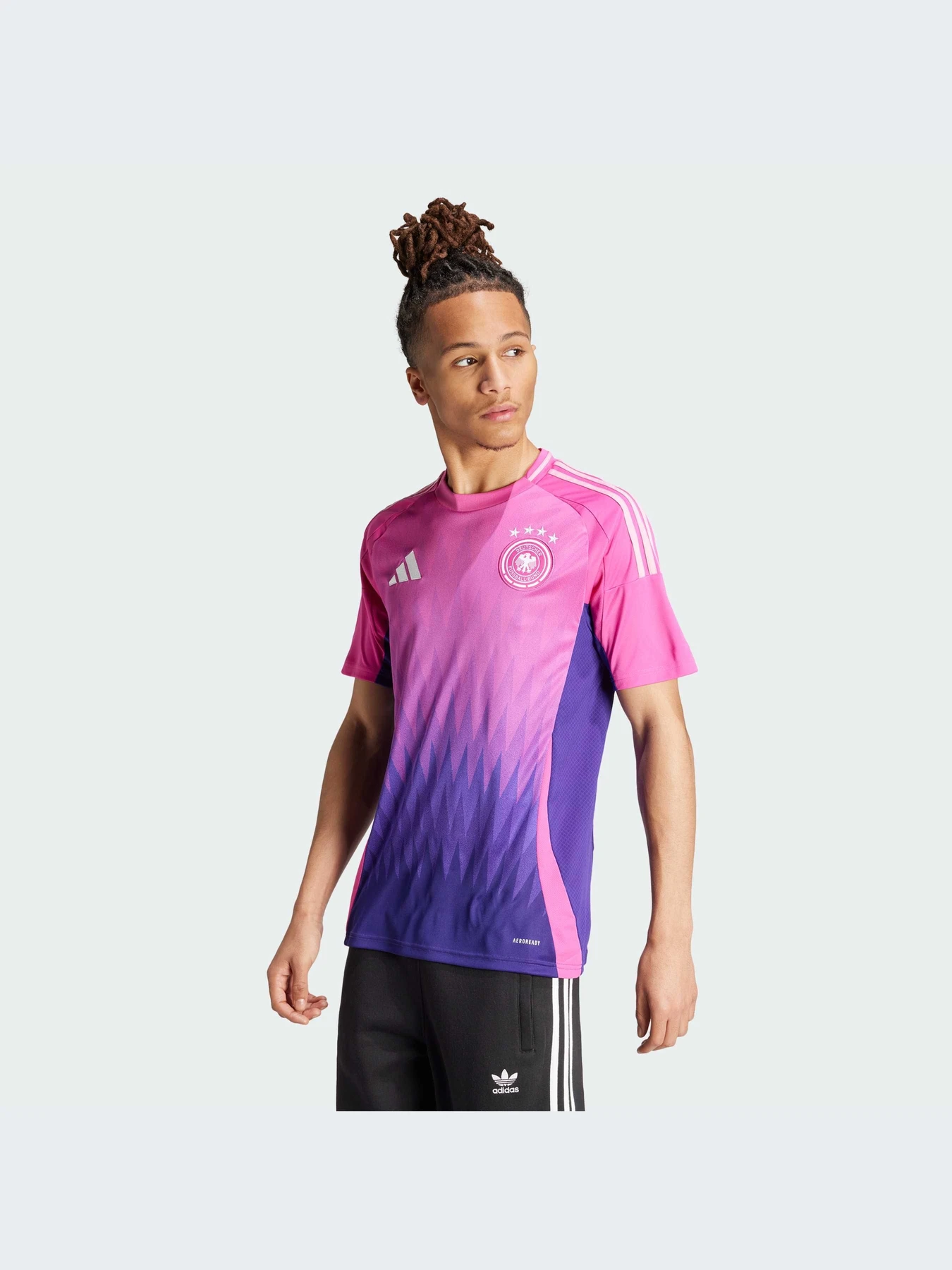 Футболки и поло Adidas модель IP8158 Футболки и поло Adidas модель IP8158 Фото