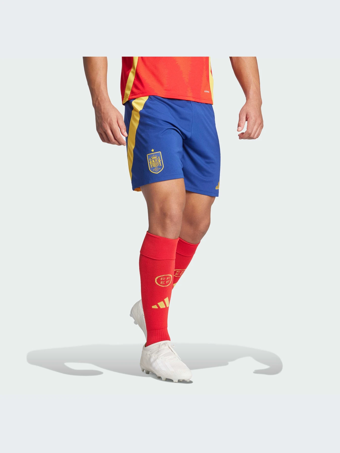 Шорты Adidas модель IW8150 Шорты Adidas модель IW8150 Фото