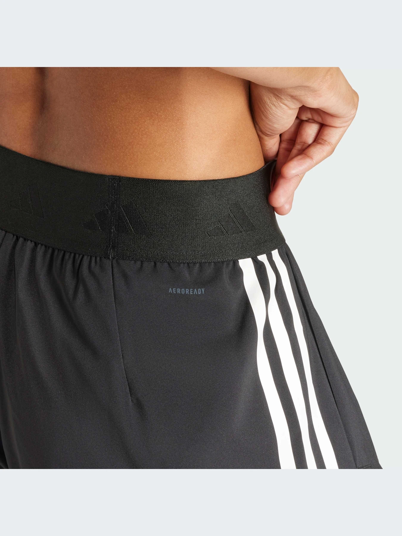 Шорты Adidas модель IT4665 Шорты Adidas модель IT4665 Фото