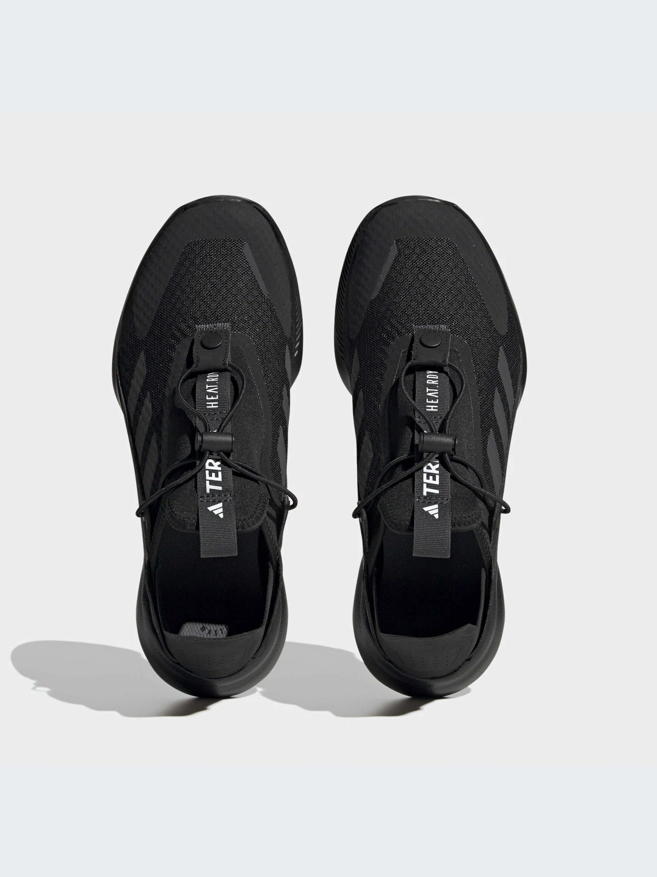 Кроссовки Adidas модель HP8623 Кроссовки Adidas модель HP8623 Фото