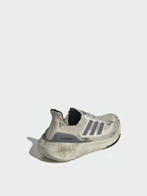 Кроссовки Adidas Ultraboost модель IE5978 Фото