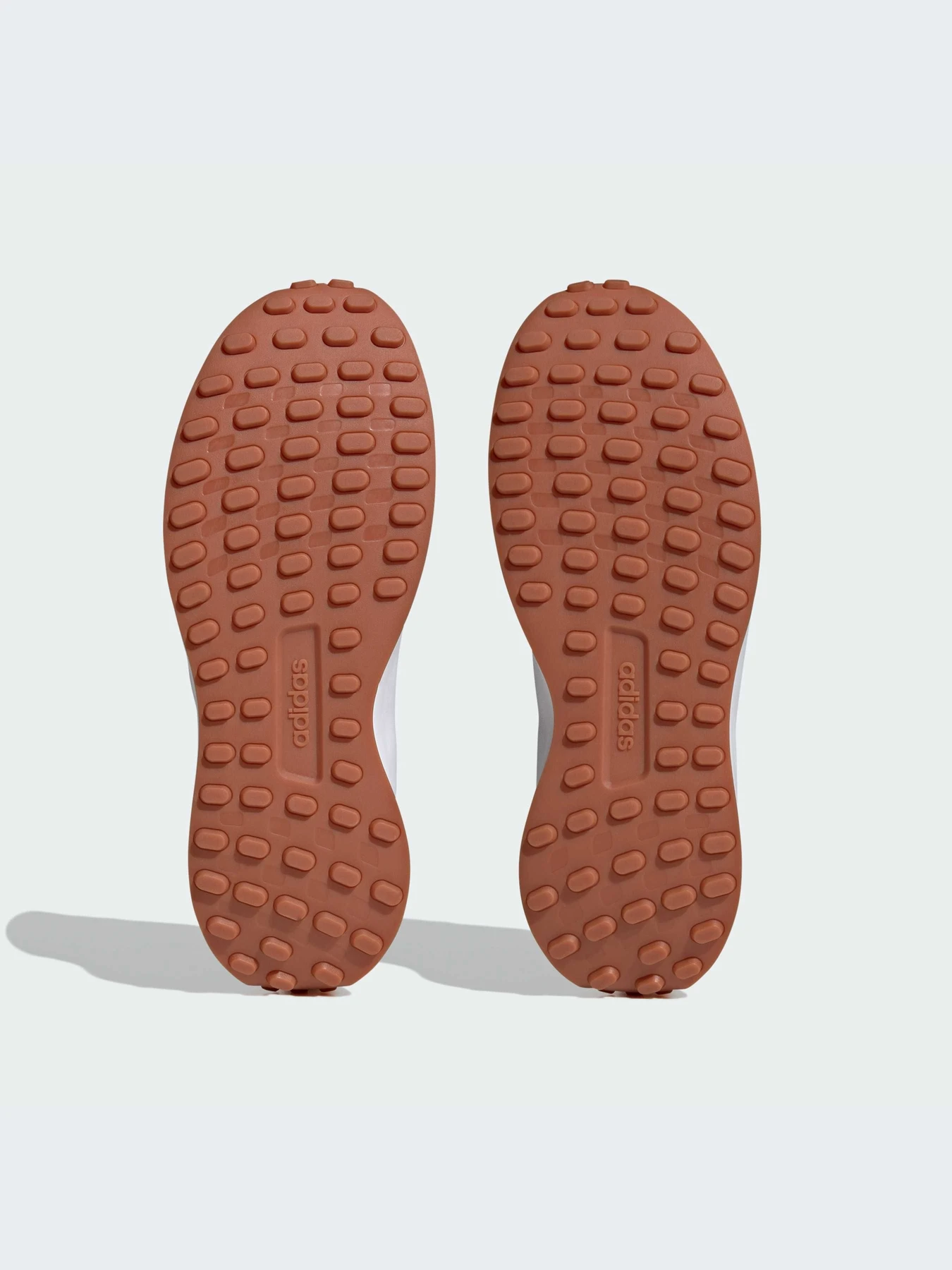 Кроссовки Adidas модель ID1876 Кроссовки Adidas модель ID1876 Фото