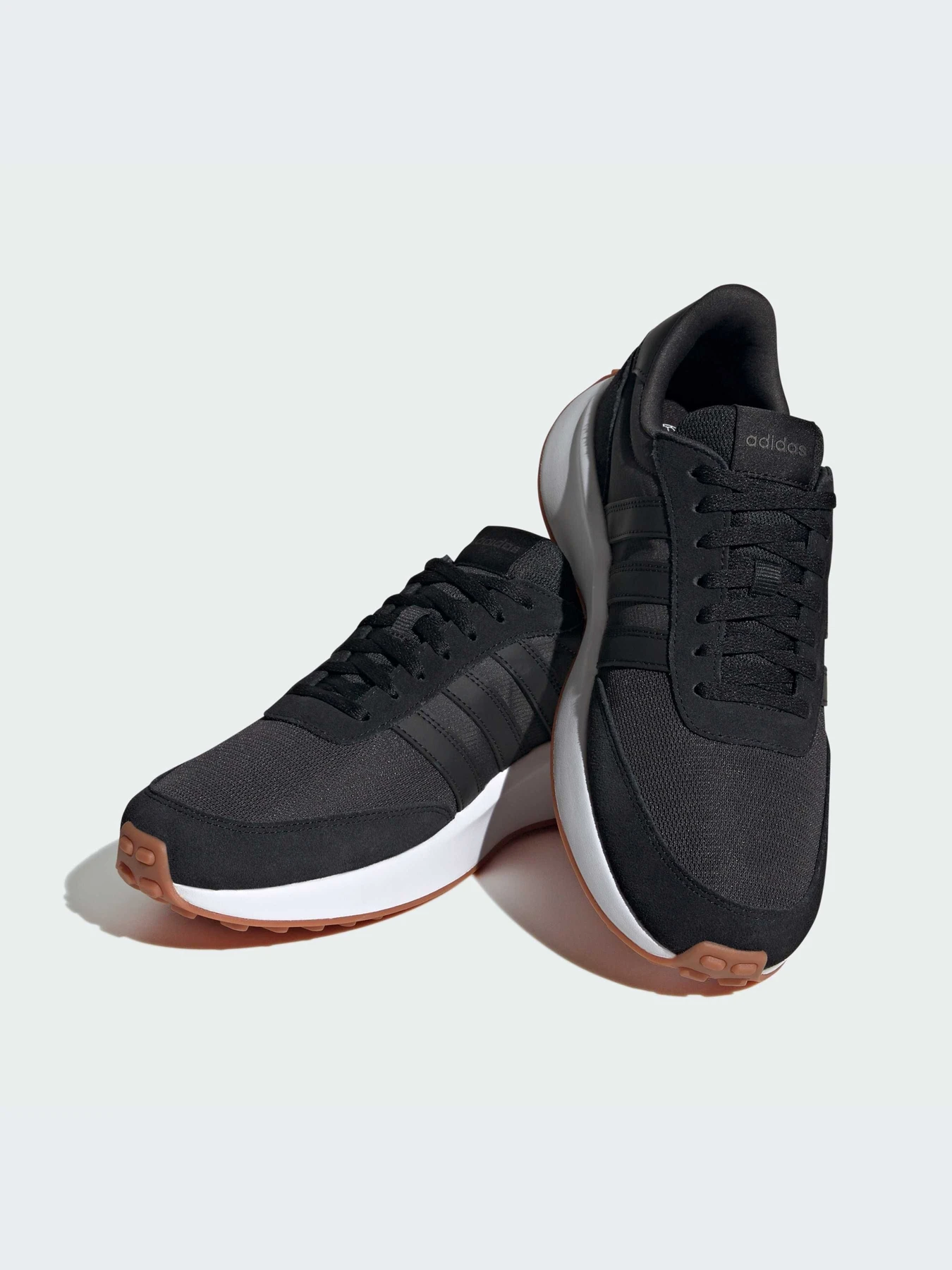 Кроссовки Adidas модель ID1876 Кроссовки Adidas модель ID1876 Фото