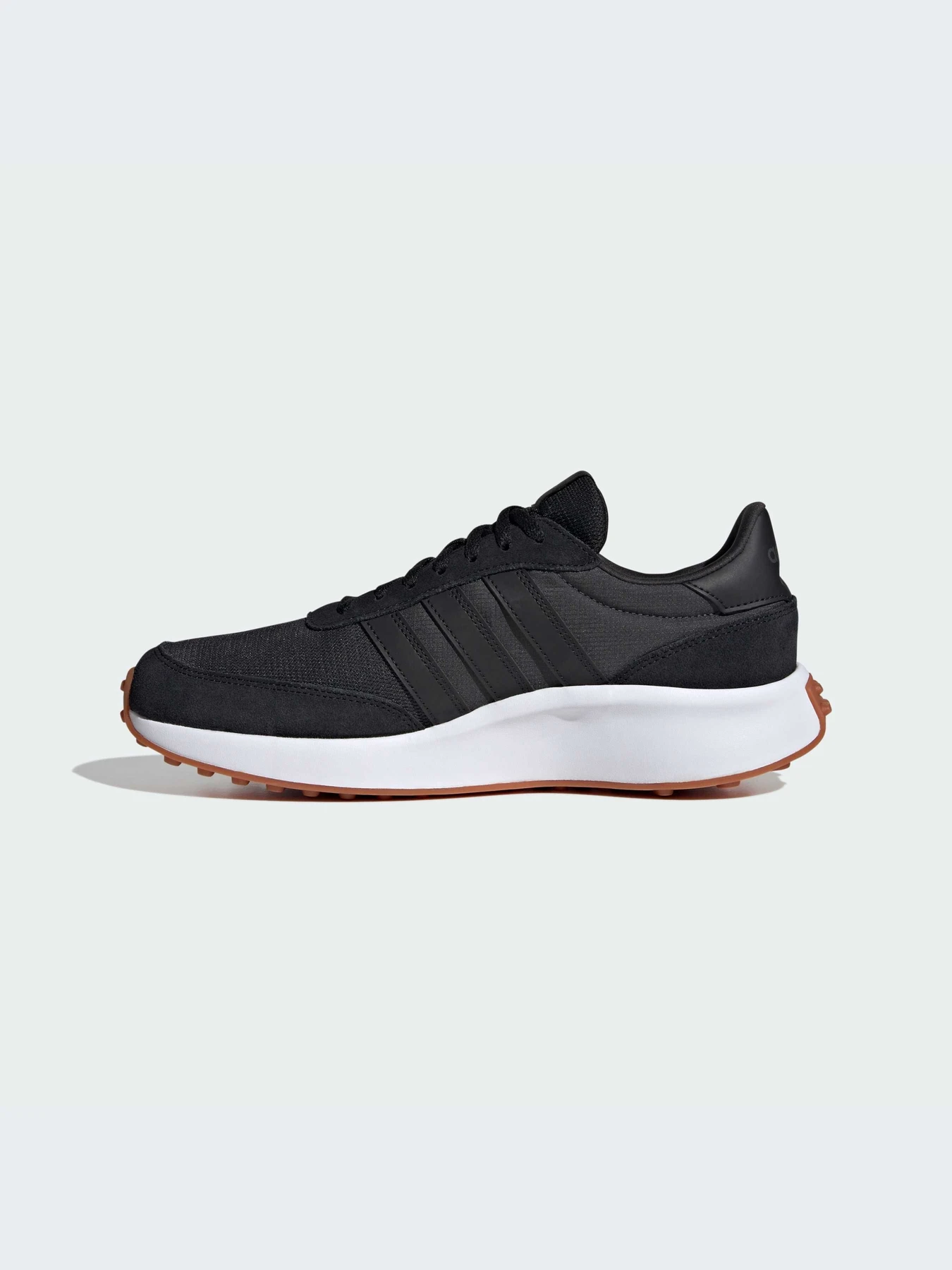 Кроссовки Adidas модель ID1876 Кроссовки Adidas модель ID1876 Фото