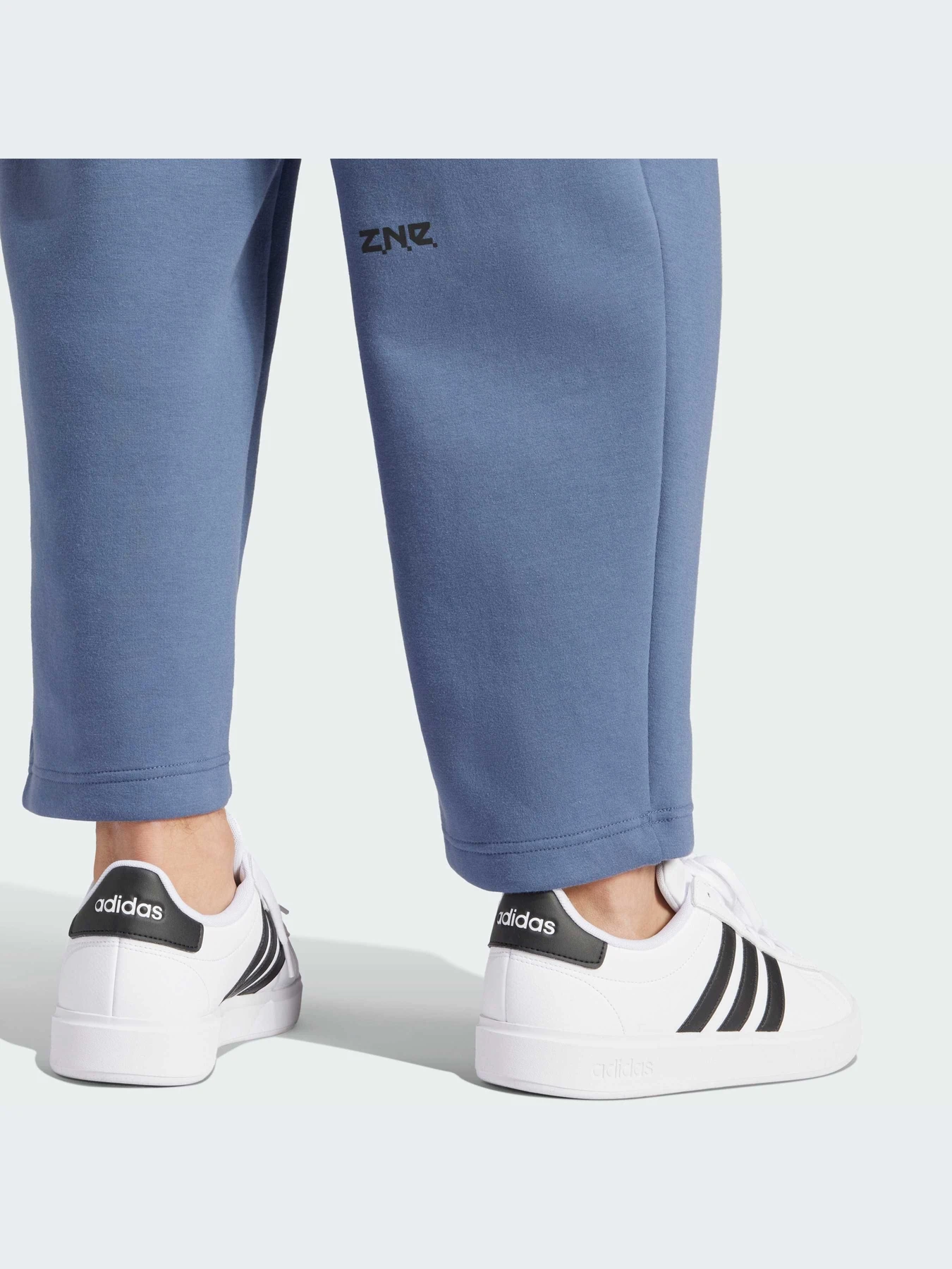Штани Adidas ZNE модель IR5221 Штани Adidas ZNE модель IR5221 Фото