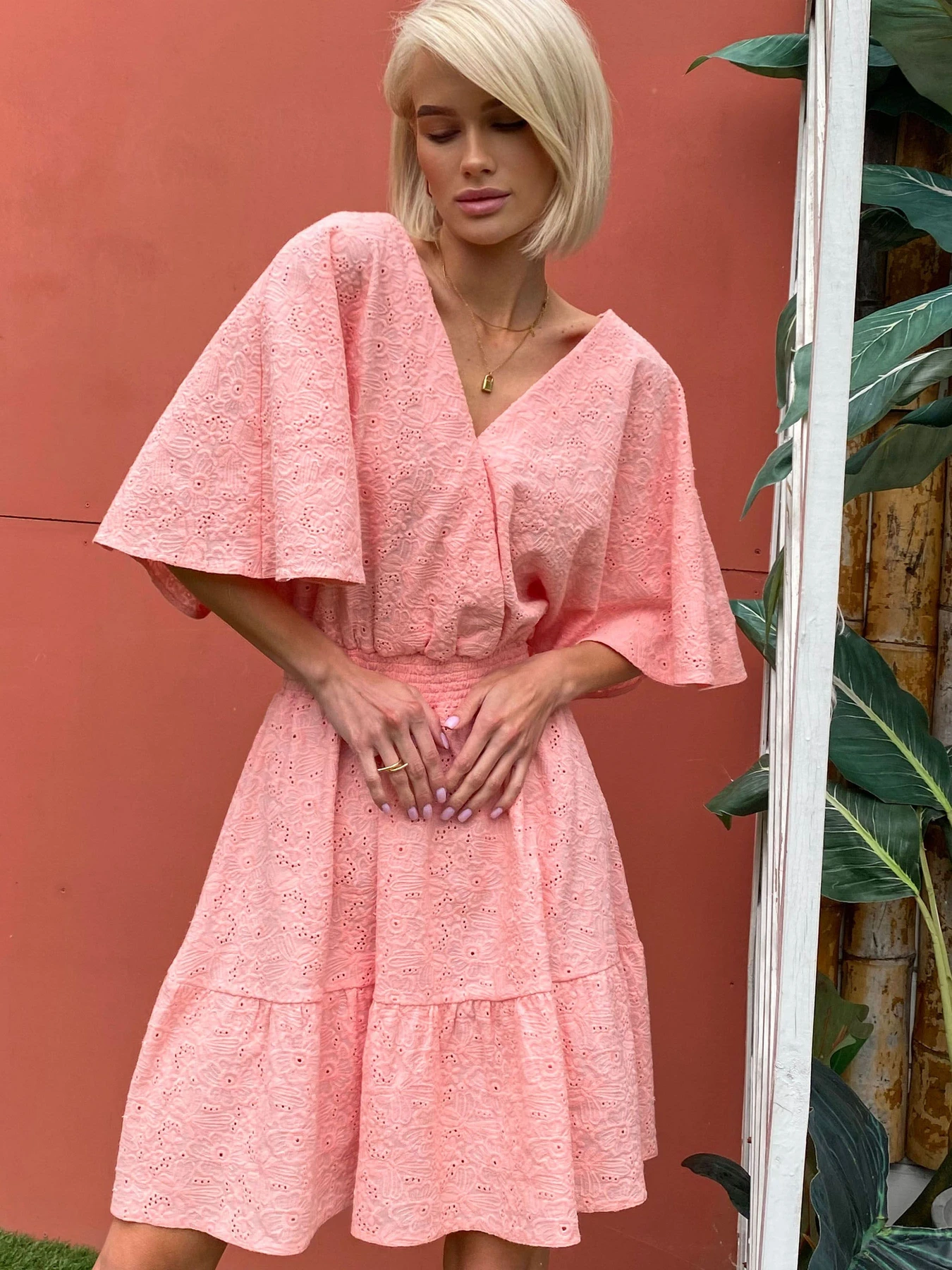 Платья Jadone Fashion модель Aletta_persikovoye Фото