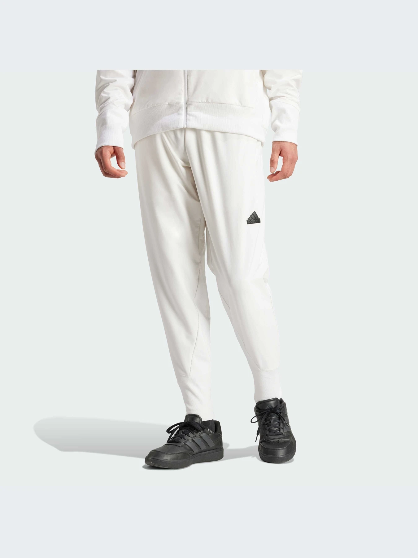 Брюки Adidas ZNE модель IN1909 Брюки Adidas ZNE модель IN1909 Фото