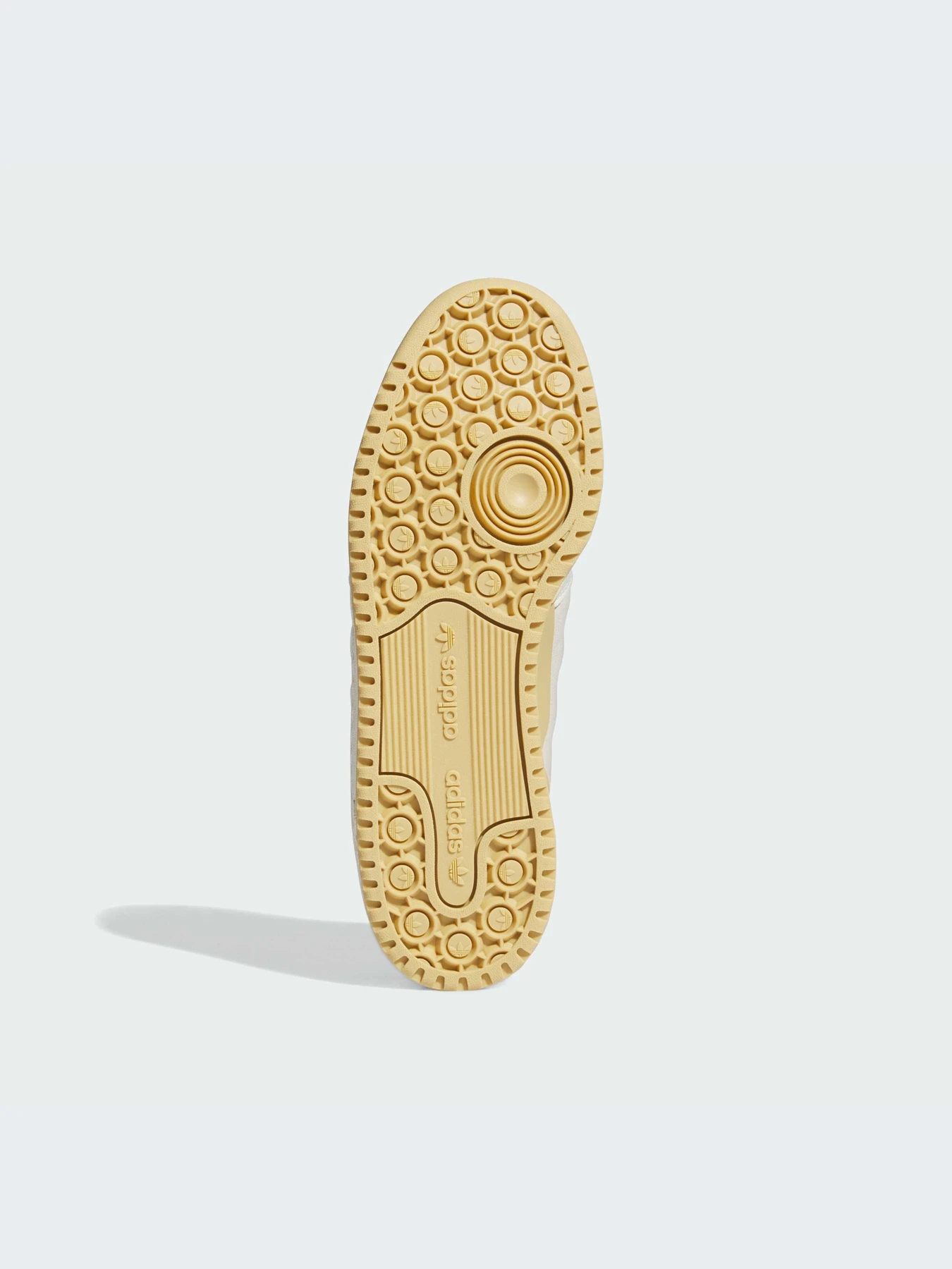 Кросівки Adidas Forum модель IG3780 Кросівки Adidas Forum модель IG3780 Фото