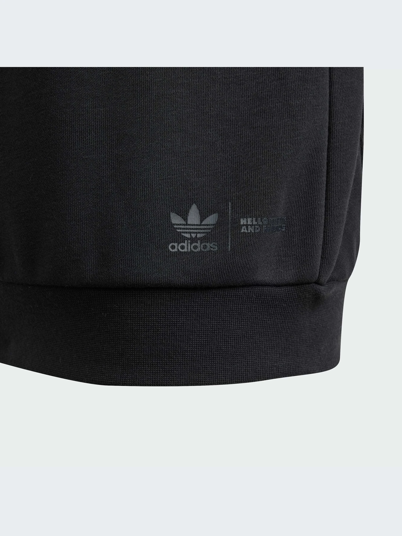 Худи и свитшоты Adidas модель IR6797 Худи и свитшоты Adidas модель IR6797 Фото