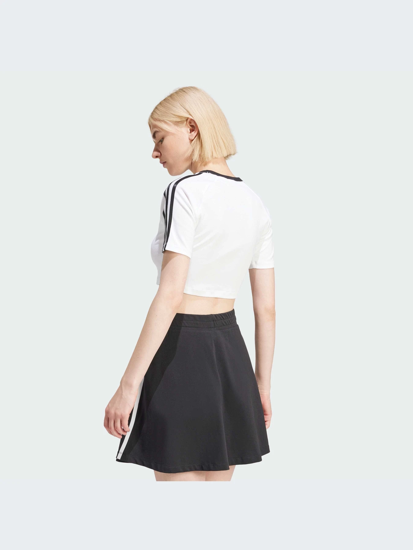 Футболки і поло Adidas Adicolor модель IP0662 Футболки і поло Adidas Adicolor модель IP0662 Фото
