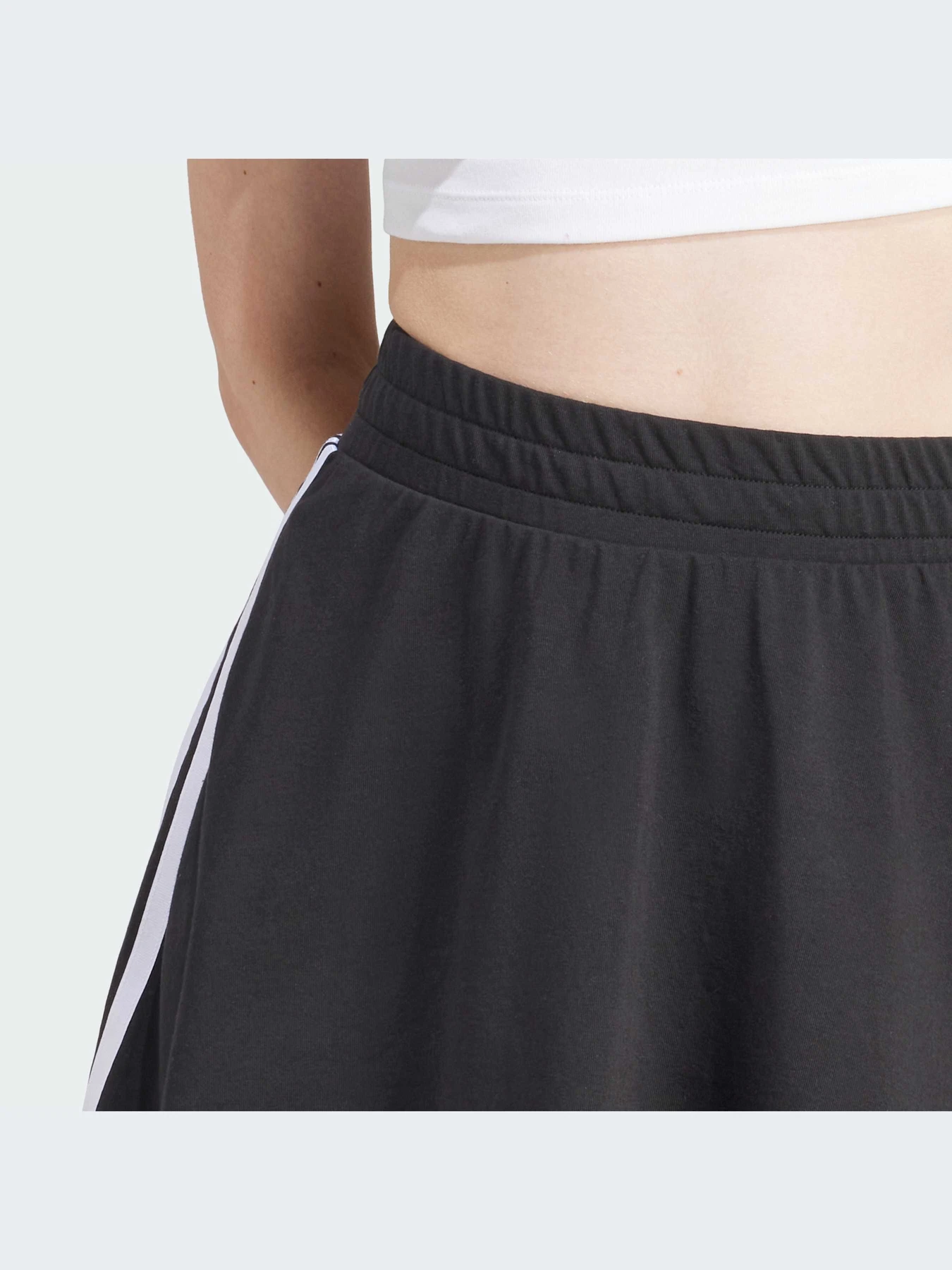 Футболки і поло Adidas Adicolor модель IP0662 Футболки і поло Adidas Adicolor модель IP0662 Фото