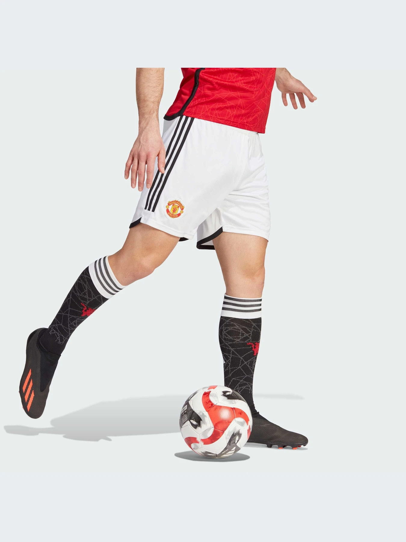 Шорты Adidas модель HR3678 Шорты Adidas модель HR3678 Фото