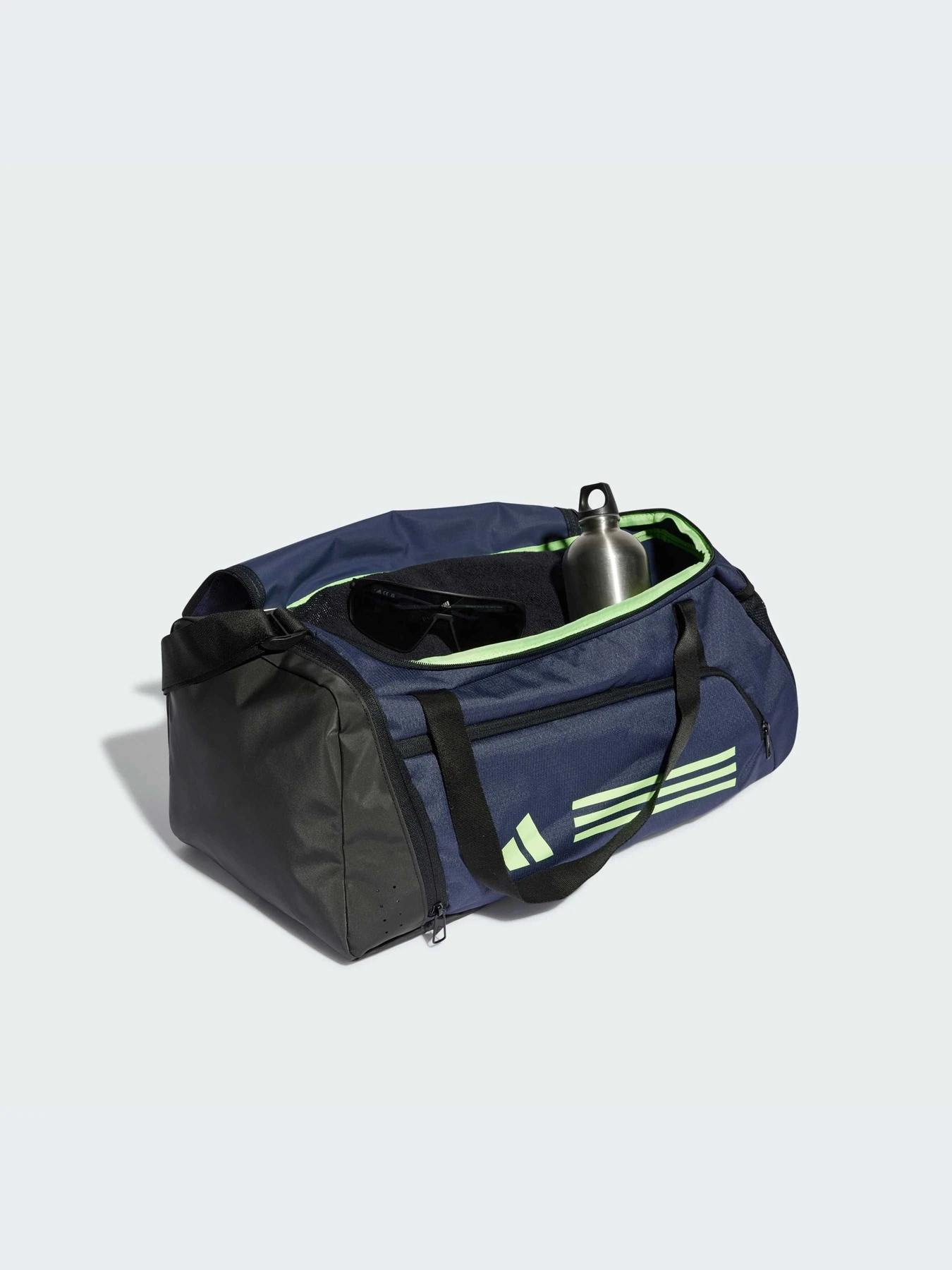 Сумки Adidas модель IR9821 Фото