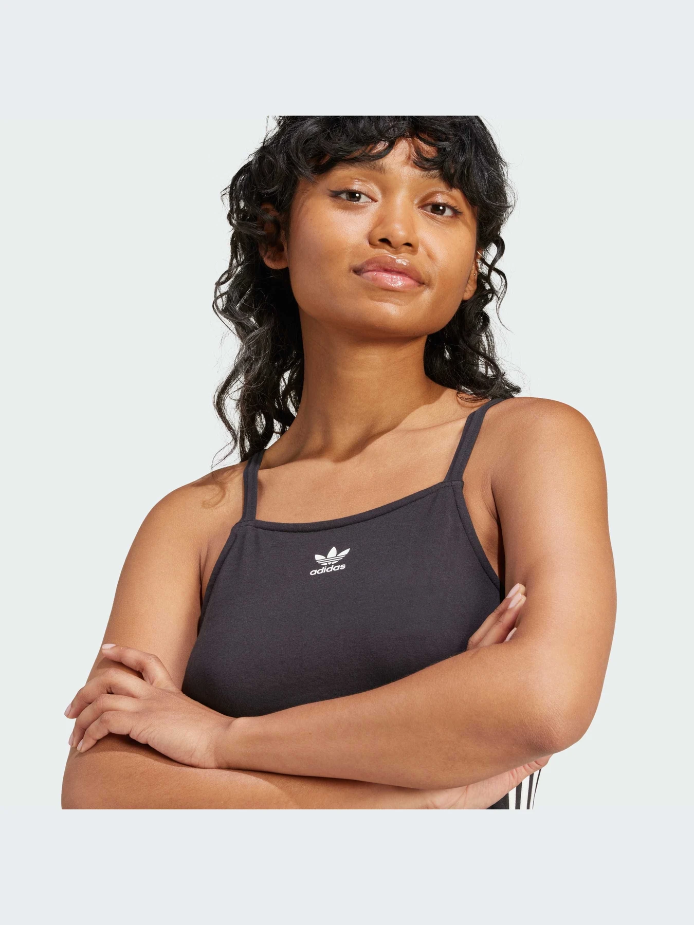 Платья Adidas Adicolor модель IU2427 Фото