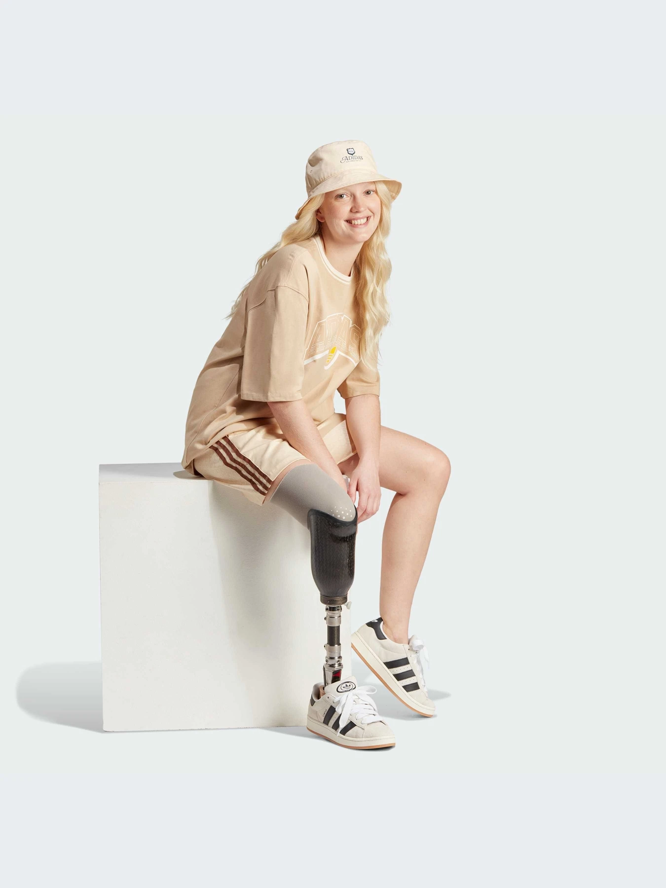 Футболки и поло Adidas Graphics модель IU2492 Фото