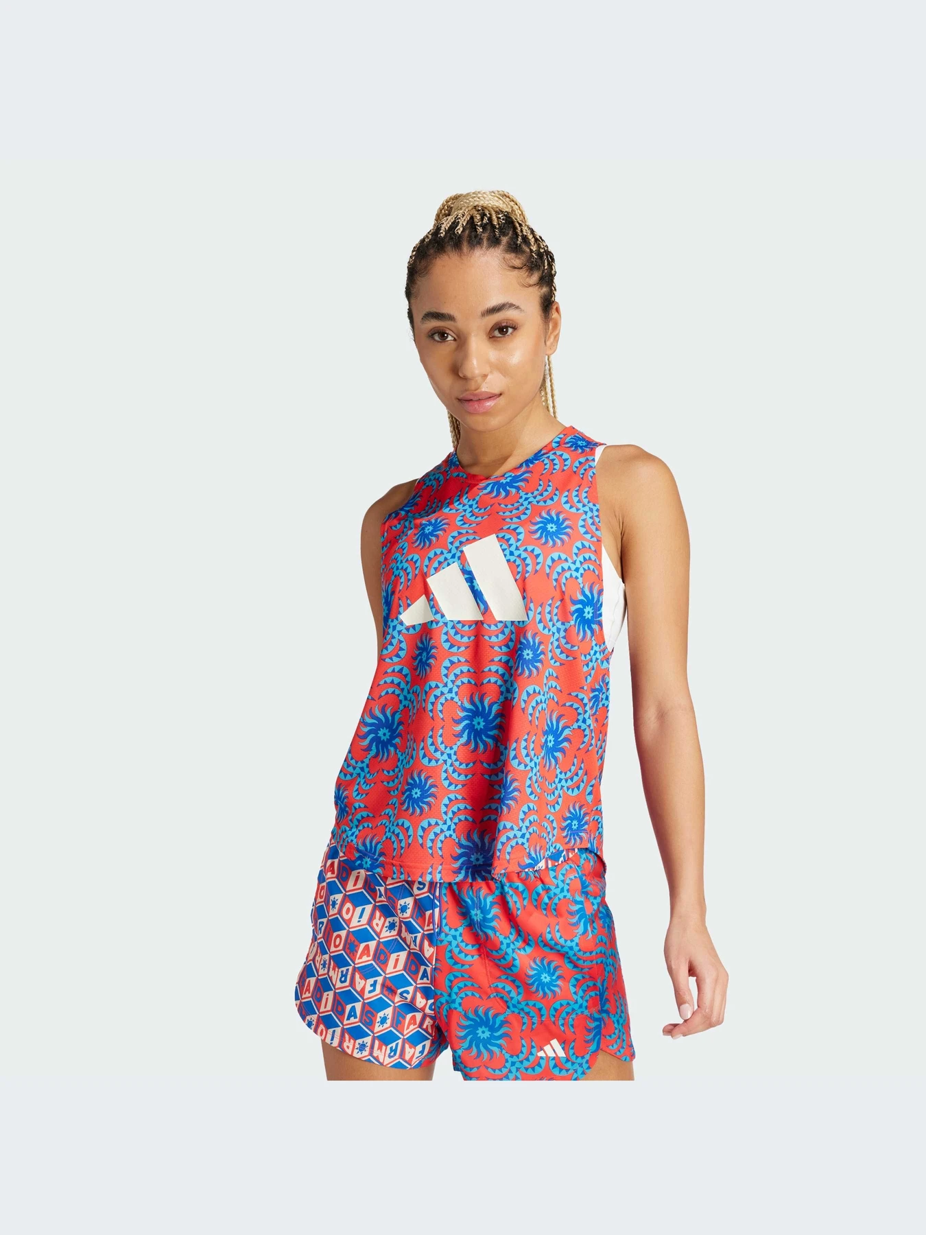 Футболки і поло Adidas модель IQ4494 Футболки і поло Adidas модель IQ4494 Фото