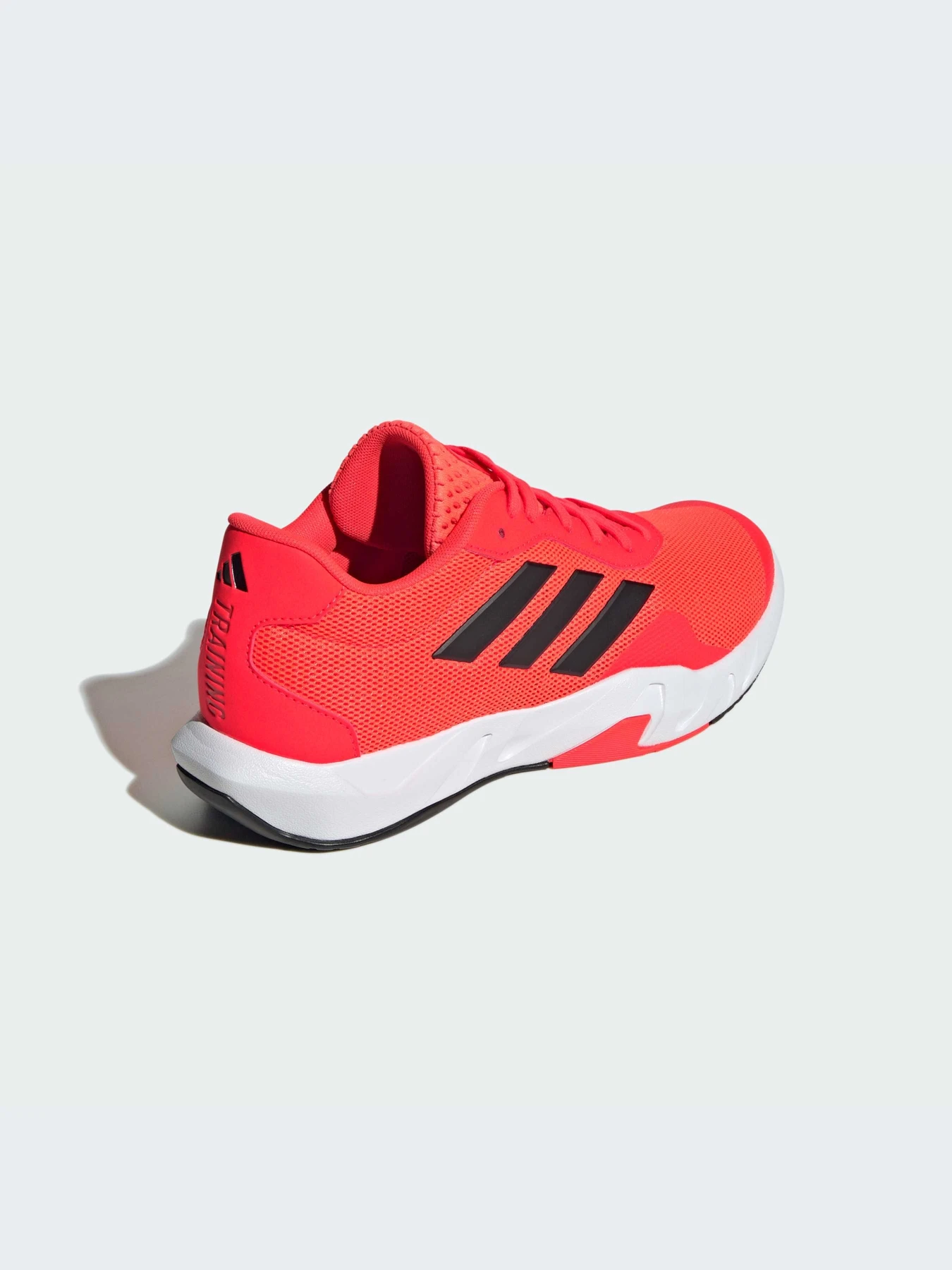 Кроссовки Adidas модель IG0734 Кроссовки Adidas модель IG0734 Фото