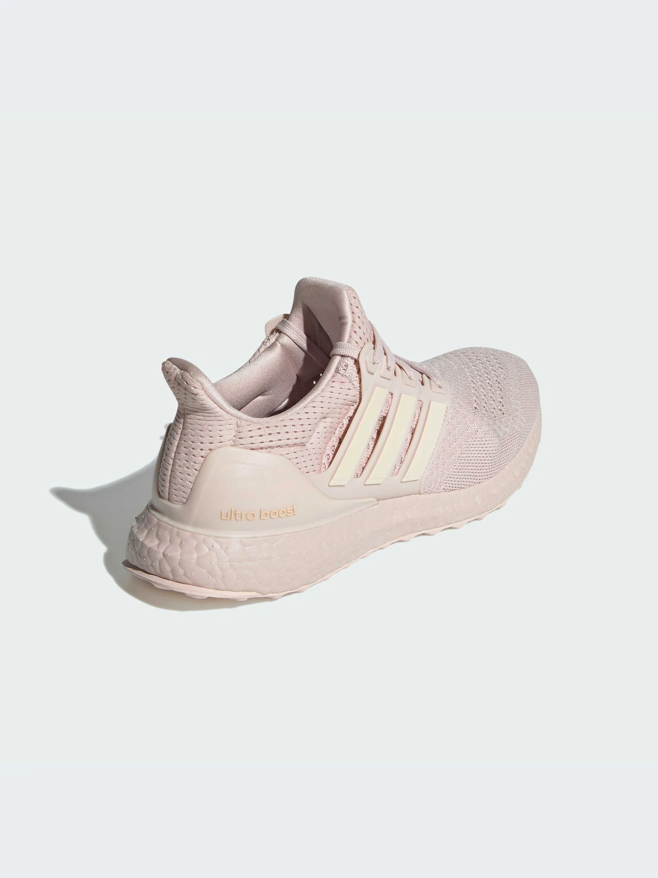 Кросівки Adidas Ultraboost модель ID5881 Фото
