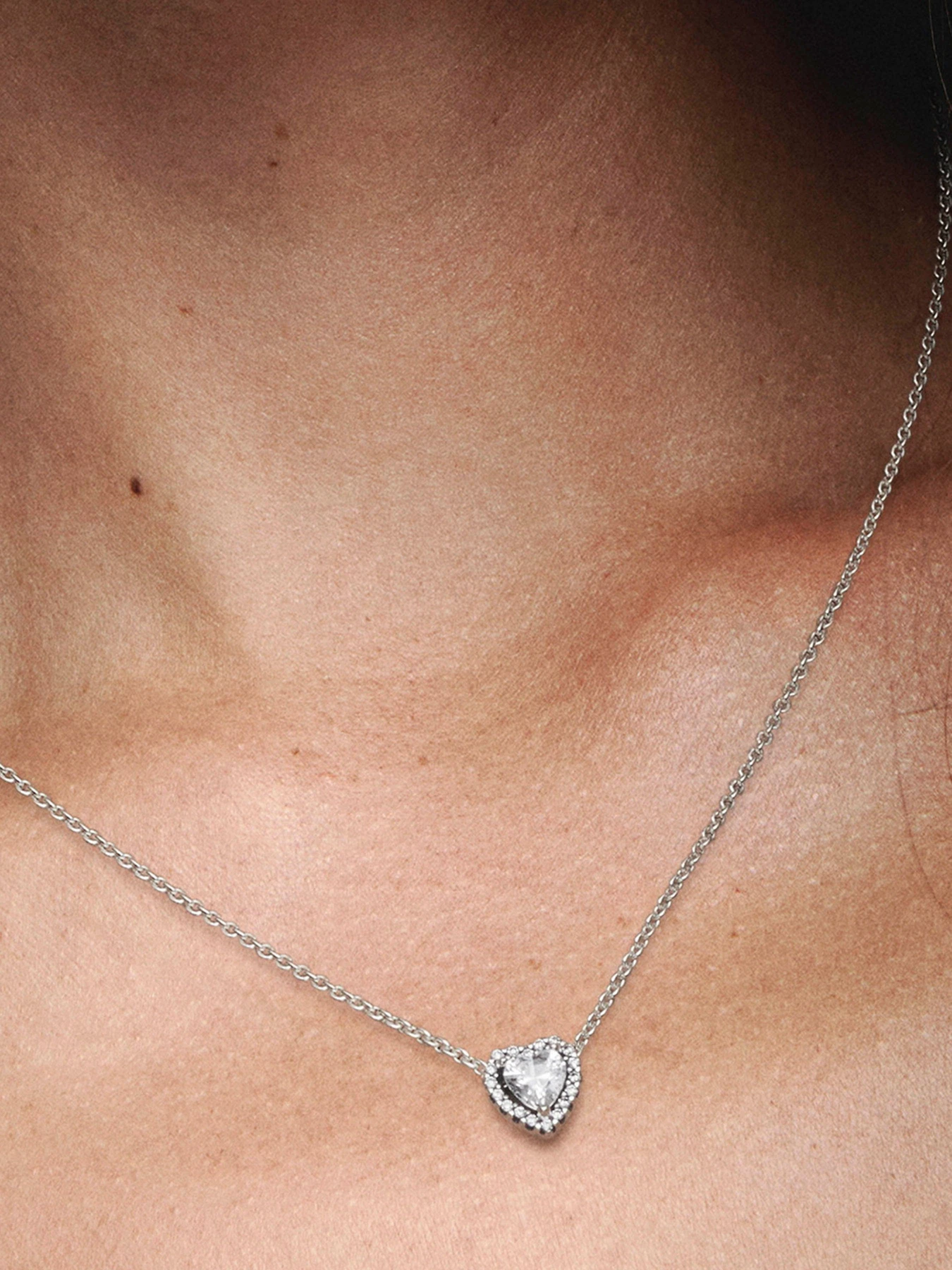Колье PANDORA модель 398425C01 Колье PANDORA модель 398425C01 Фото