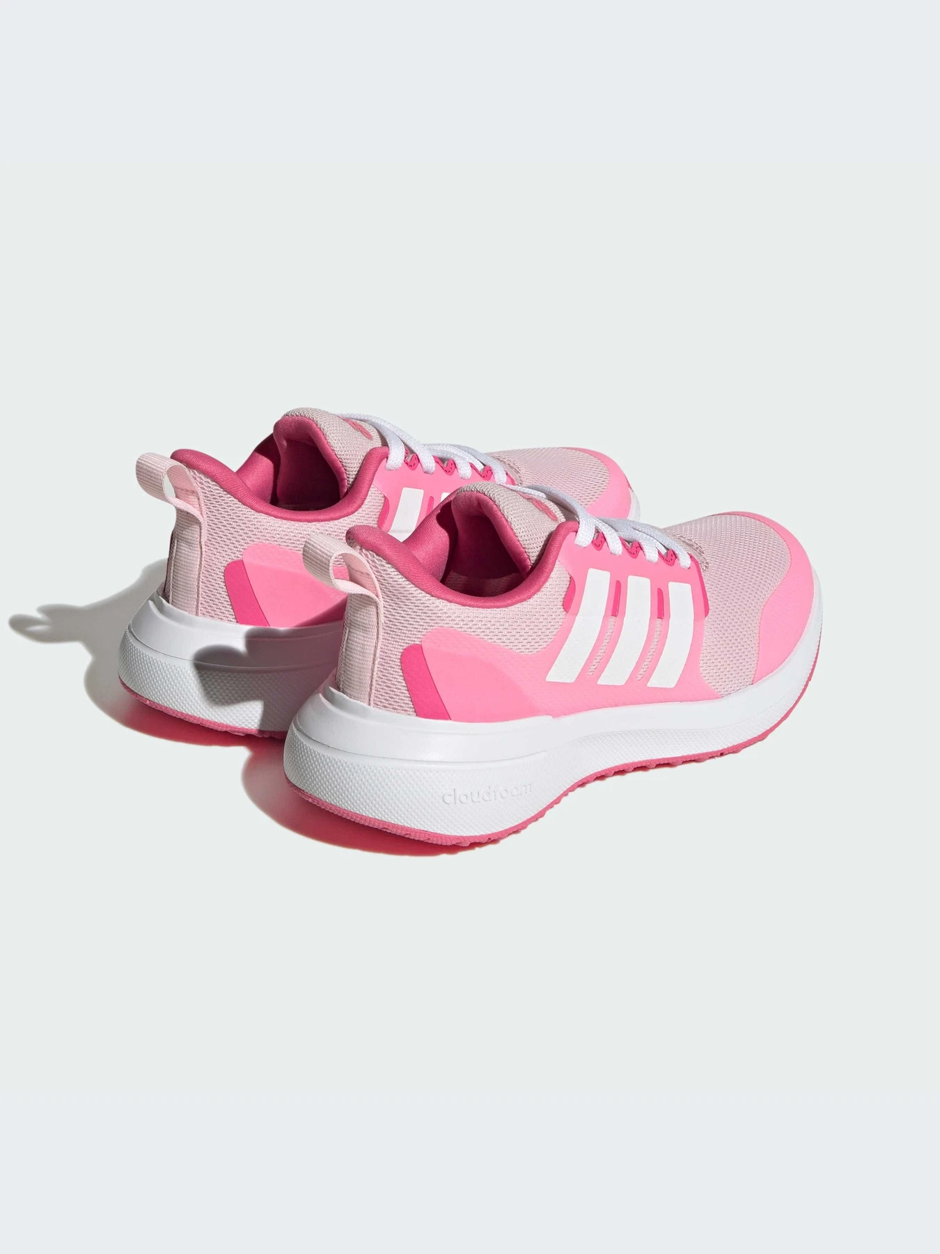 Кроссовки Adidas модель ID2361 Кроссовки Adidas модель ID2361 Фото