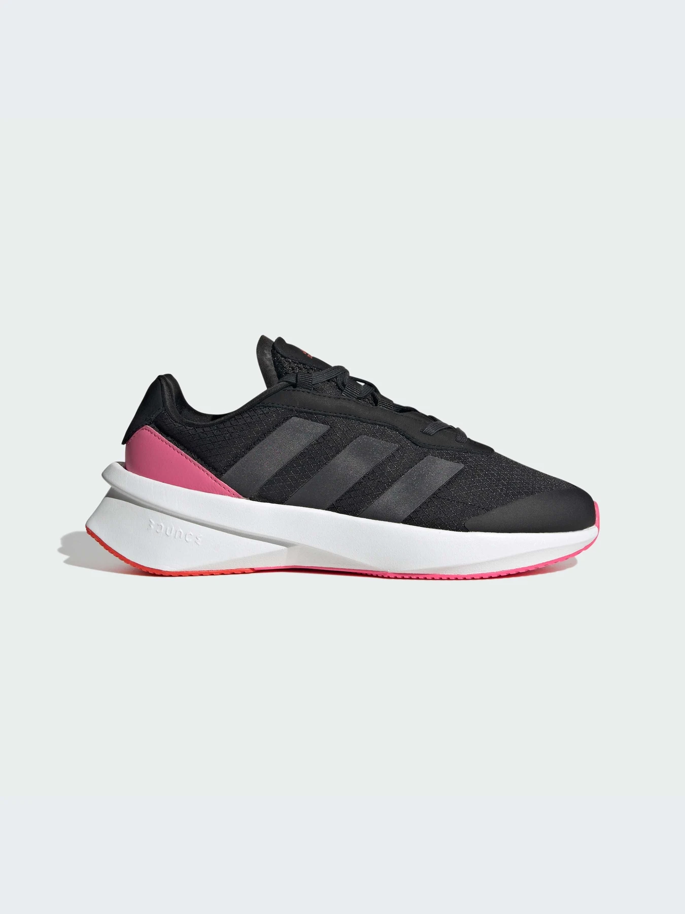 Кроссовки Adidas модель ID2370 Кроссовки Adidas модель ID2370 Фото