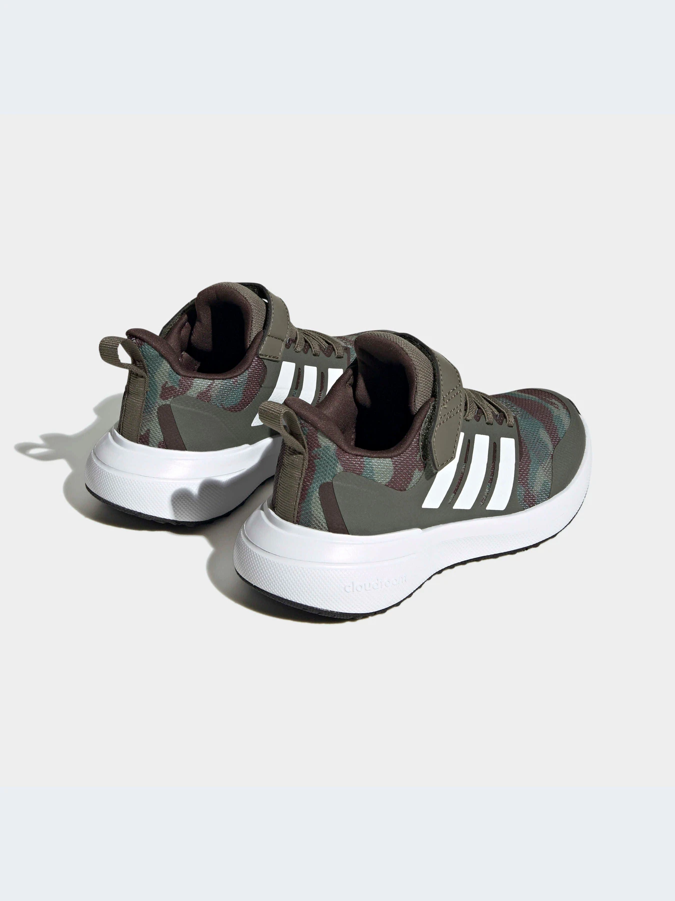 Кроссовки Adidas модель IE1973 Фото