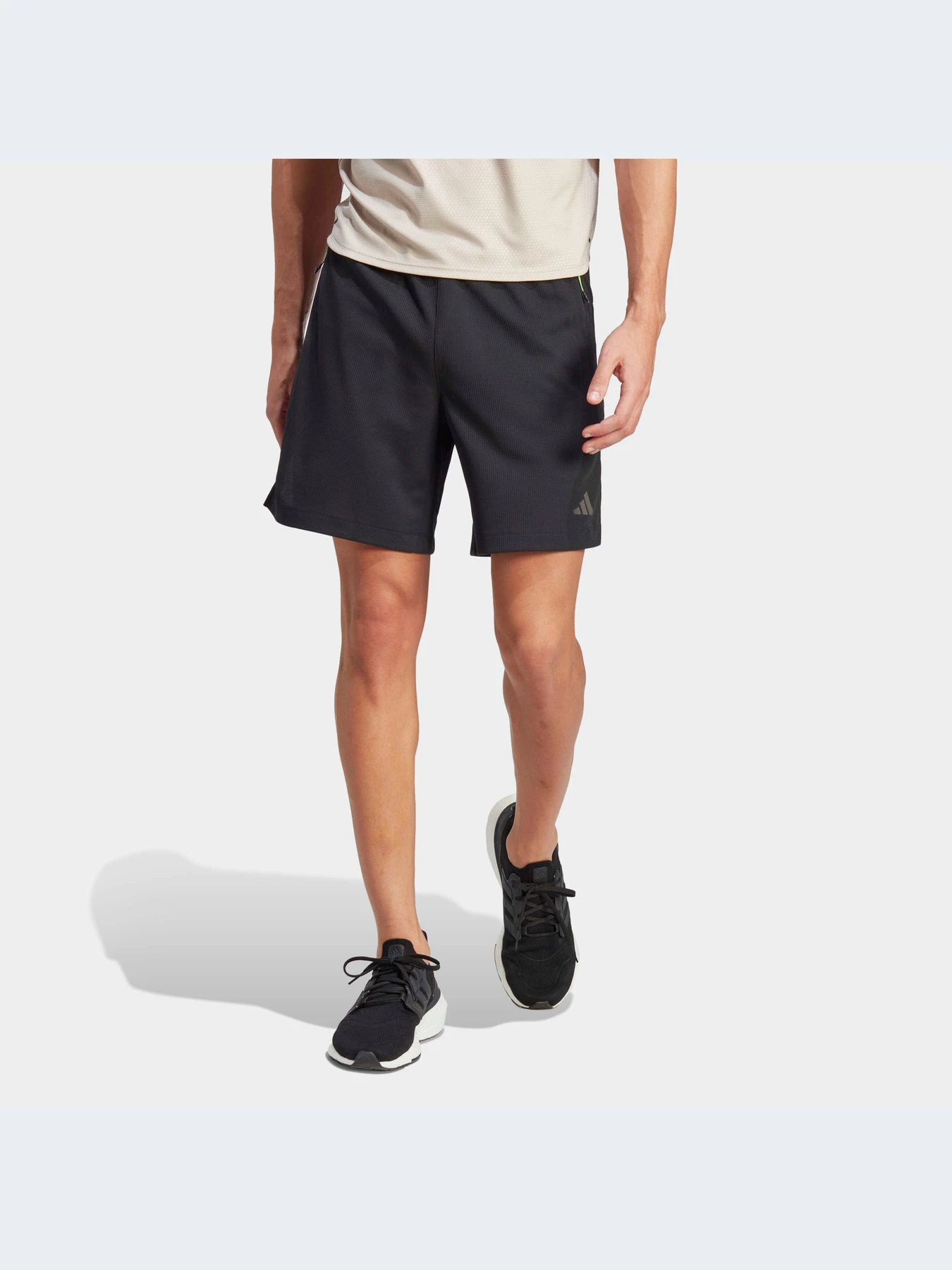 Шорты Adidas модель IB3469 Шорты Adidas модель IB3469 Фото