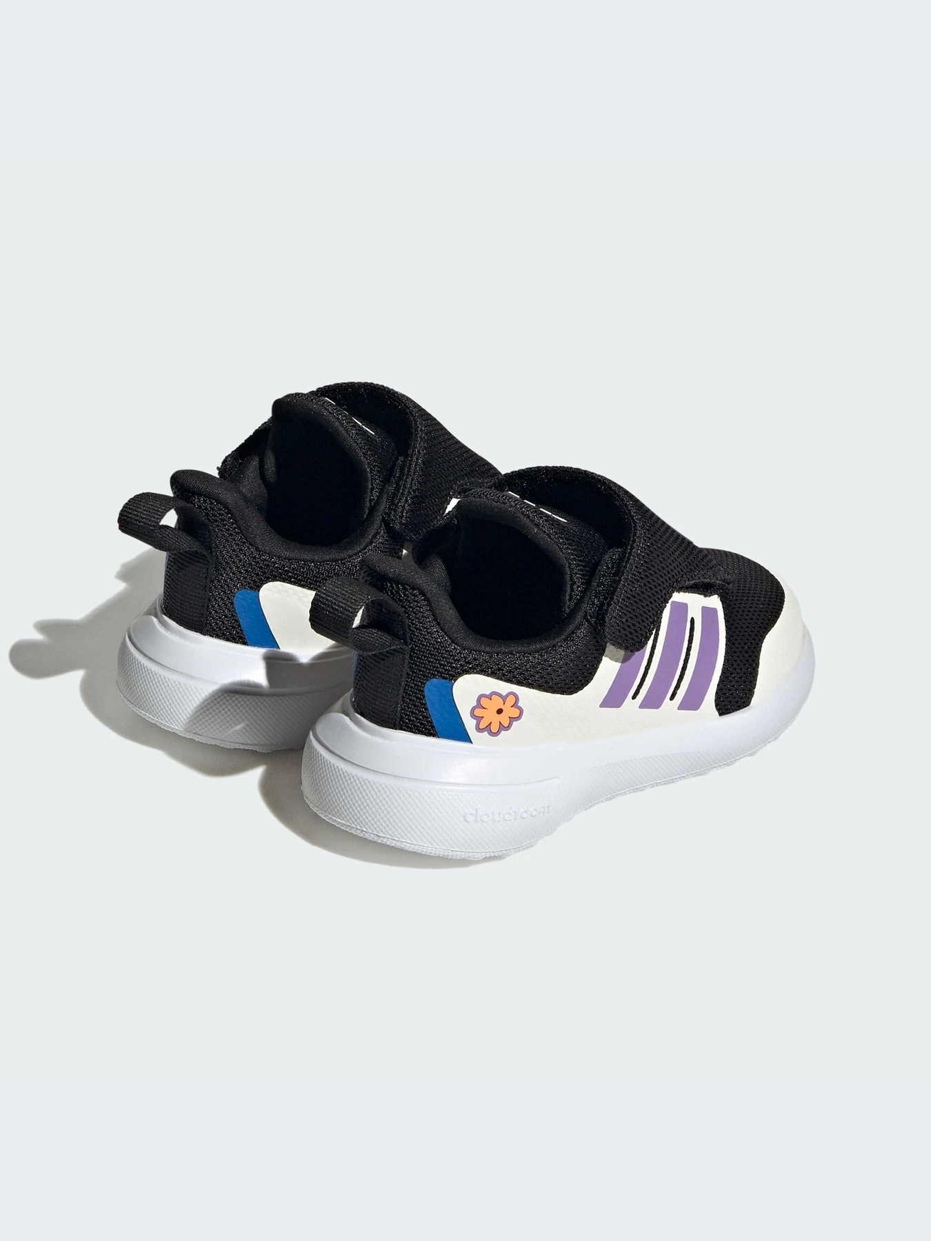 Кроссовки Adidas модель IE4959 Фото