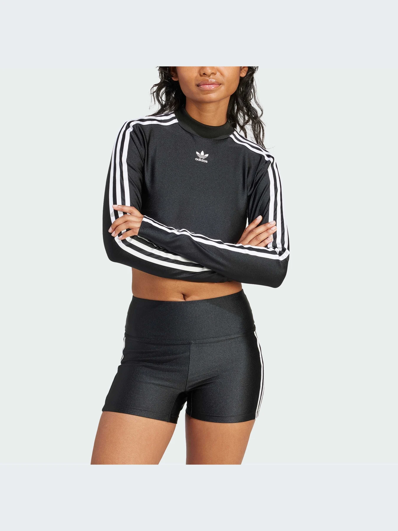 Худи и свитшоты Adidas Adicolor модель IU2428 Фото