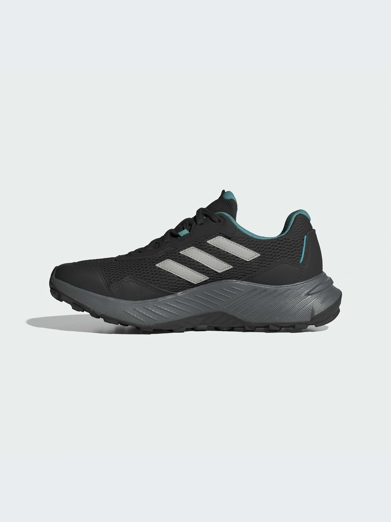 Кросівки Adidas модель IE5909 Кросівки Adidas модель IE5909 Фото
