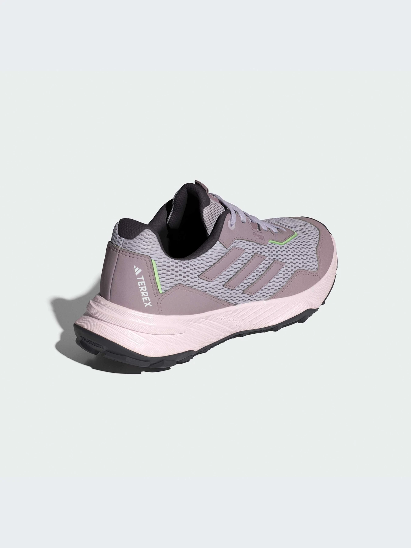 Кросівки Adidas модель IE5910 Кросівки Adidas модель IE5910 Фото