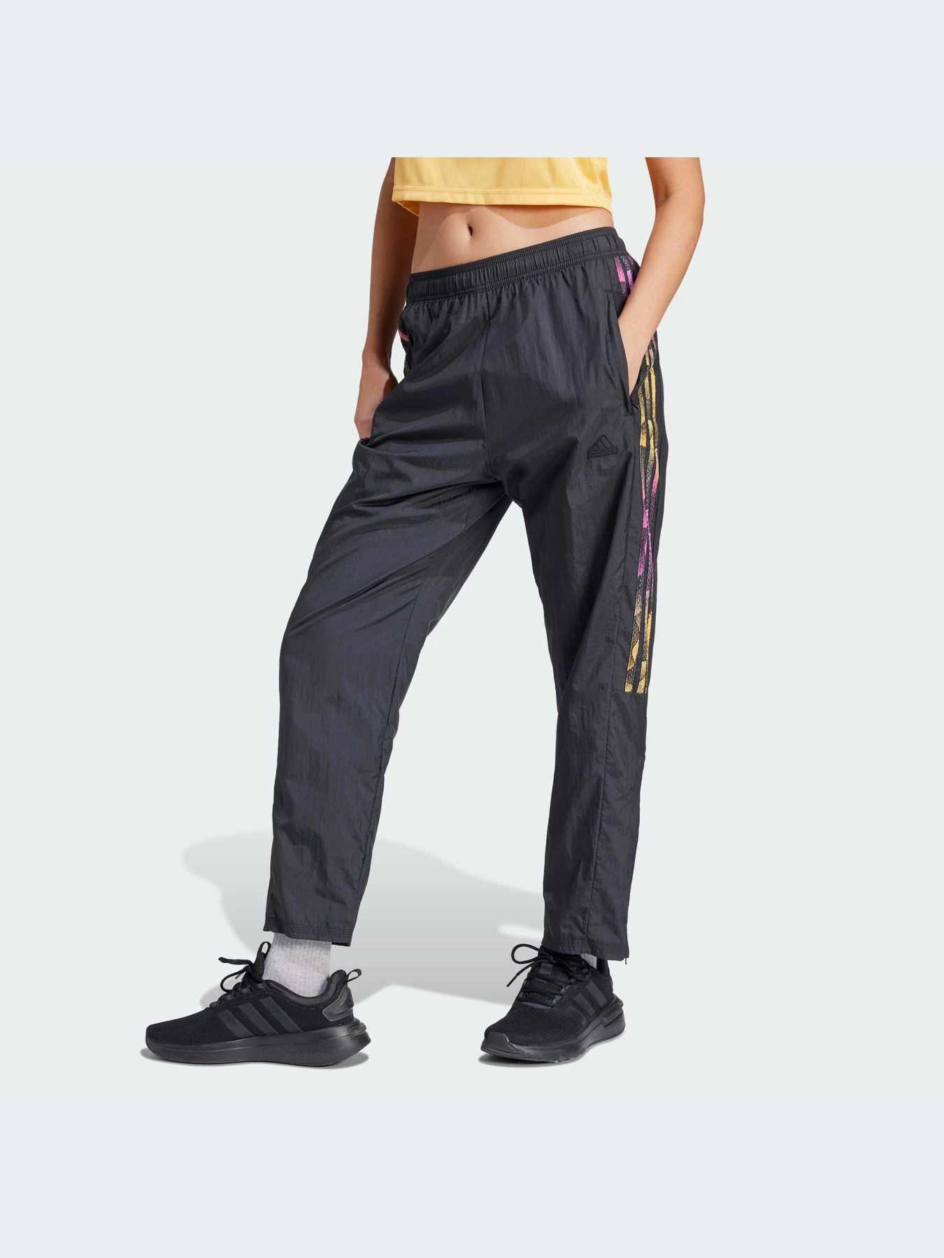 Брюки Adidas Tiro модель IQ4817 Фото
