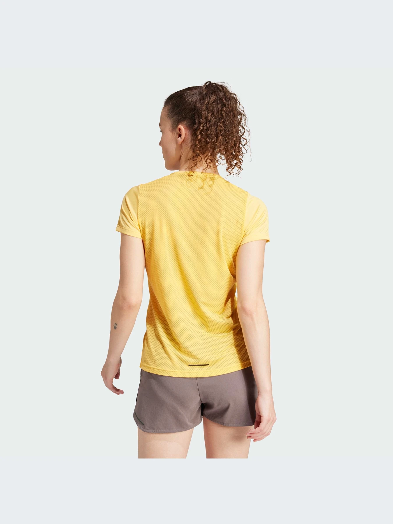 Футболки и поло Adidas Terrex модель IP4823 Футболки и поло Adidas Terrex модель IP4823 Фото