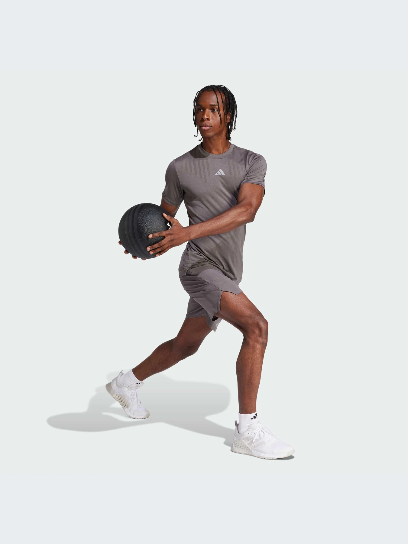 Футболки и поло Adidas модель IS3735 Футболки и поло Adidas модель IS3735 Фото