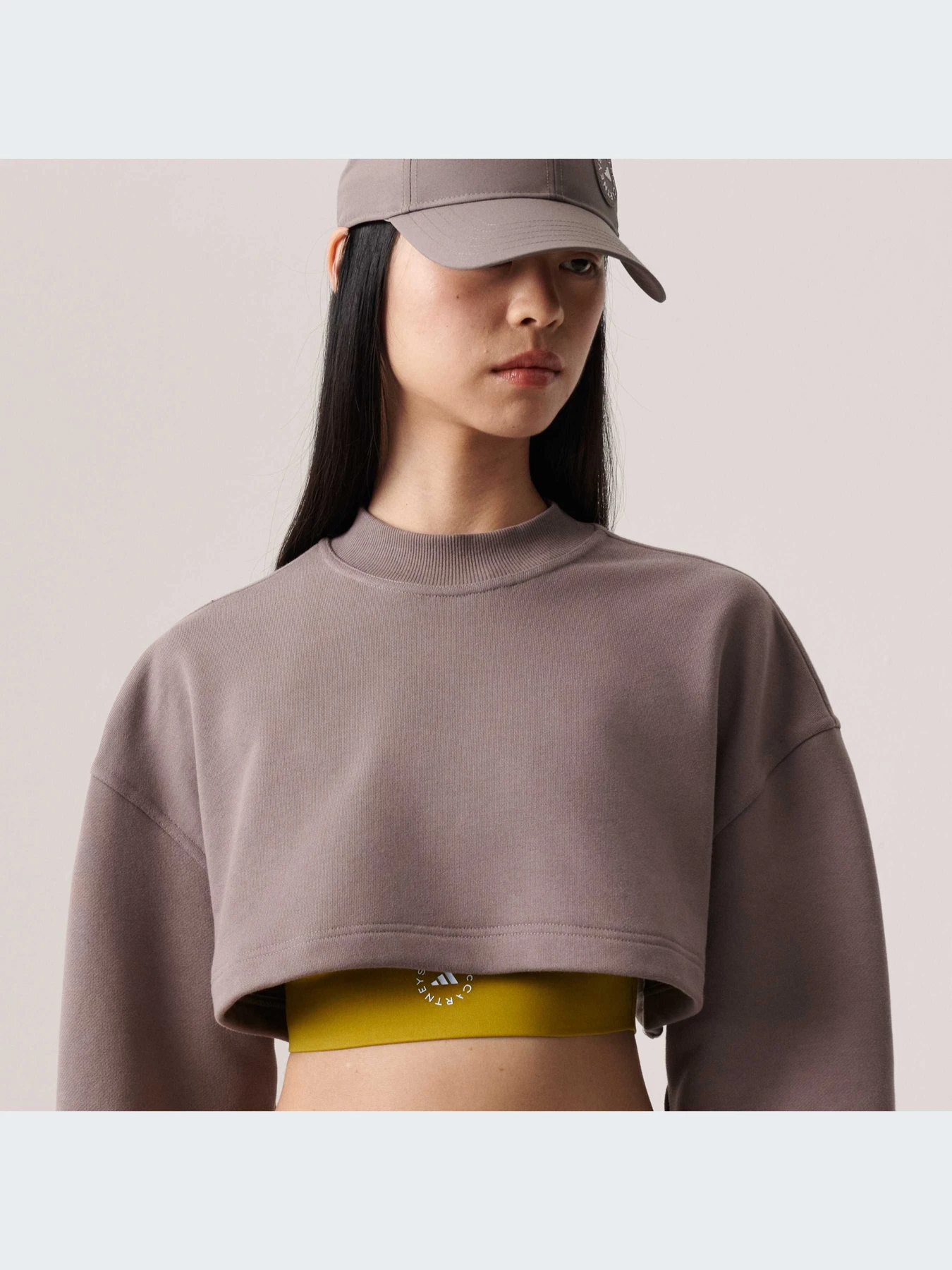 Худи и свитшоты Adidas by Stella McCartney модель IT8278 Худи и свитшоты Adidas by Stella McCartney модель IT8278 Фото