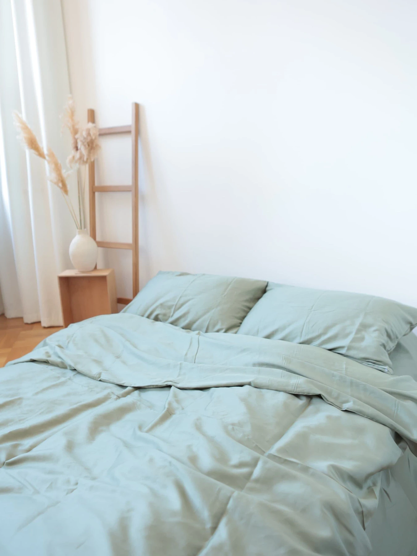 Комплект постельного белья с ткани Сатин Оливковый цвет BedclozZzes модель 4233 Комплект постельного белья с ткани Сатин Оливковый цвет BedclozZzes модель 4233 Фото