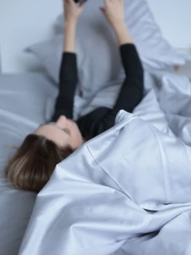 Комплект постельного белья с ткани Сатин Светло-серый цвет BedclozZzes модель 7423 Фото