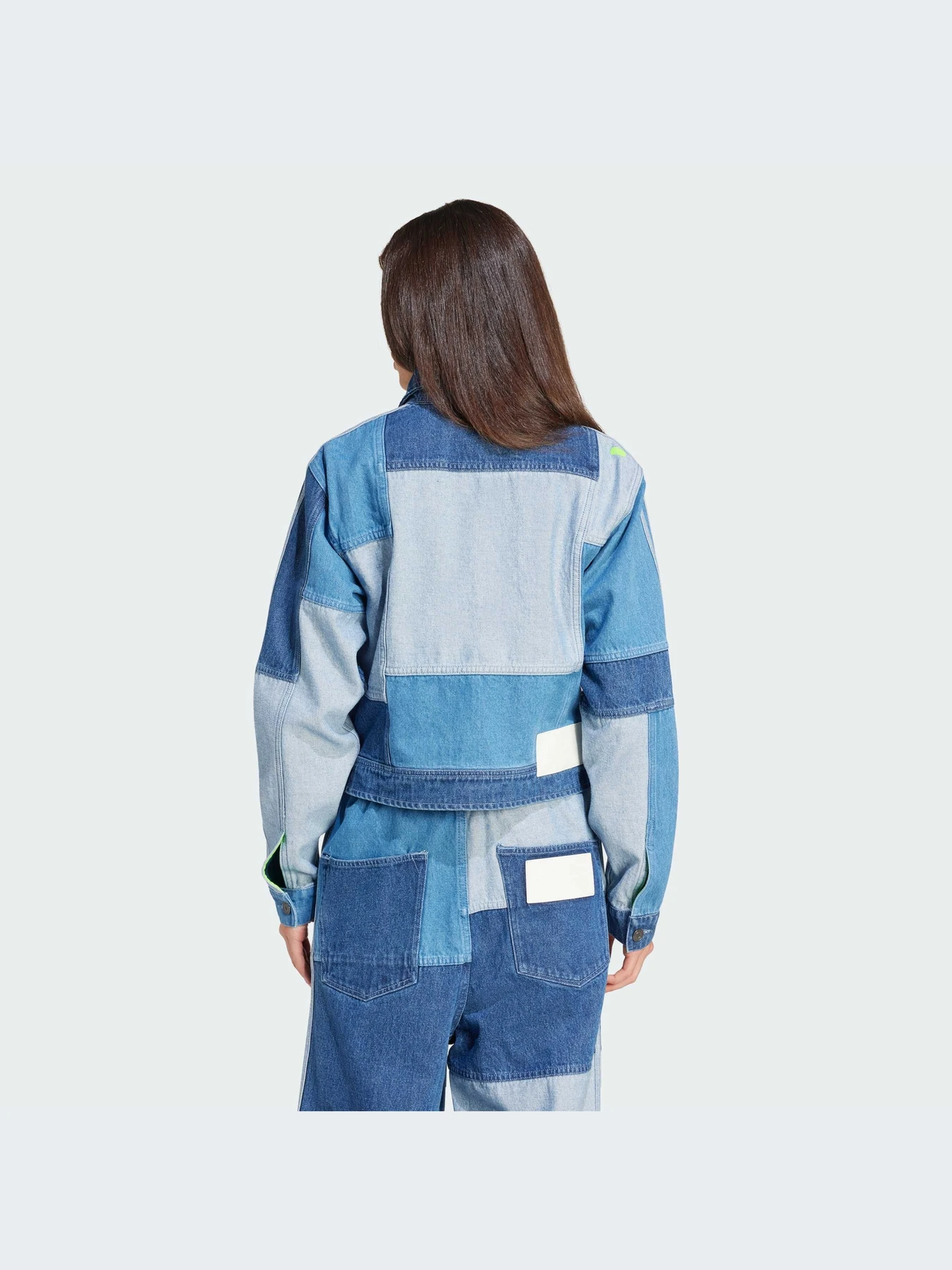 Куртки и дубленки Adidas x KSENIASCHNAIDER модель IU2464 Куртки и дубленки Adidas x KSENIASCHNAIDER модель IU2464 Фото
