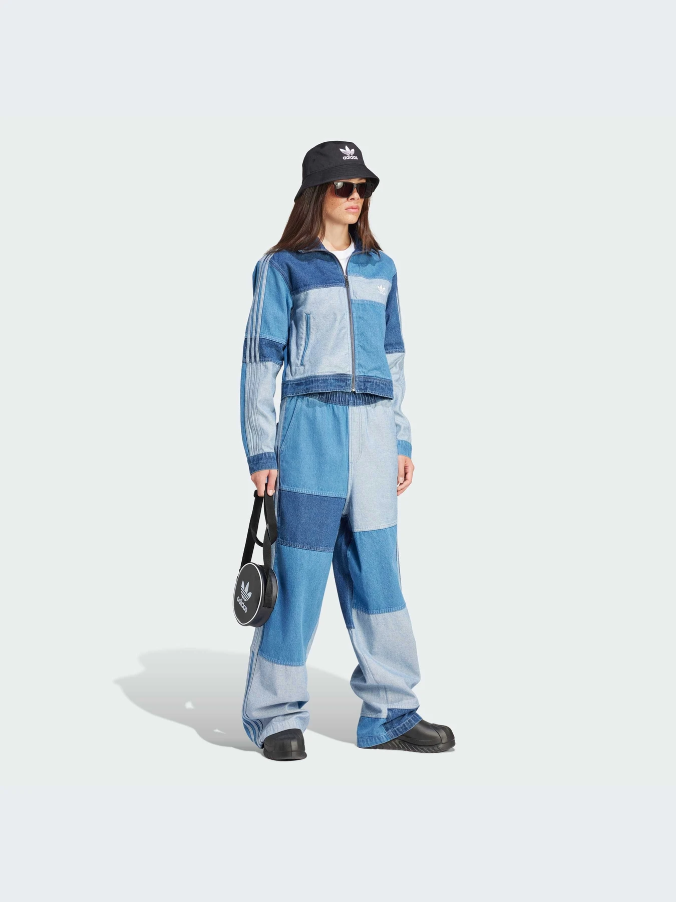 Куртки и дубленки Adidas x KSENIASCHNAIDER модель IU2464 Куртки и дубленки Adidas x KSENIASCHNAIDER модель IU2464 Фото