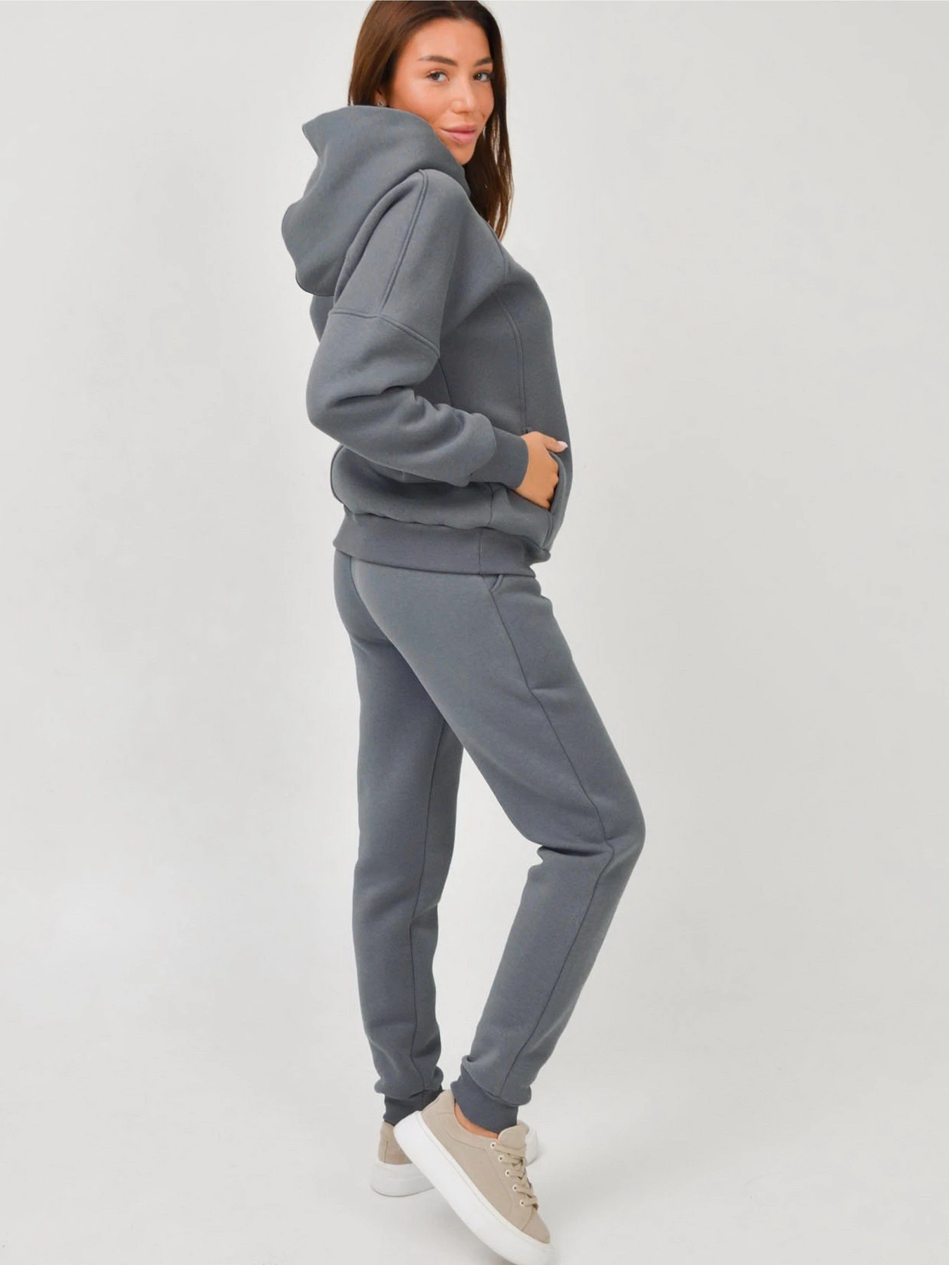 Костюмы Leinle модель 1099933016 Костюмы Leinle модель 1099933016 Фото