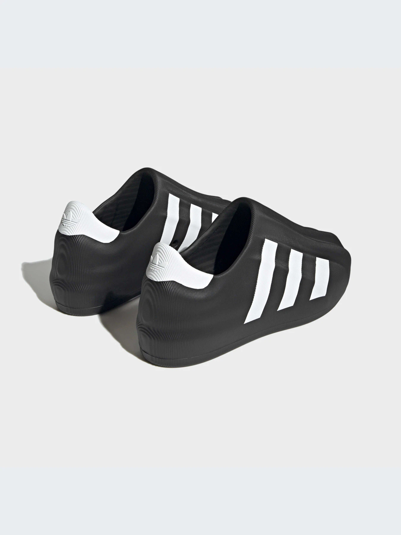 Кроссовки Adidas Superstar модель HQ8752 Кроссовки Adidas Superstar модель HQ8752 Фото