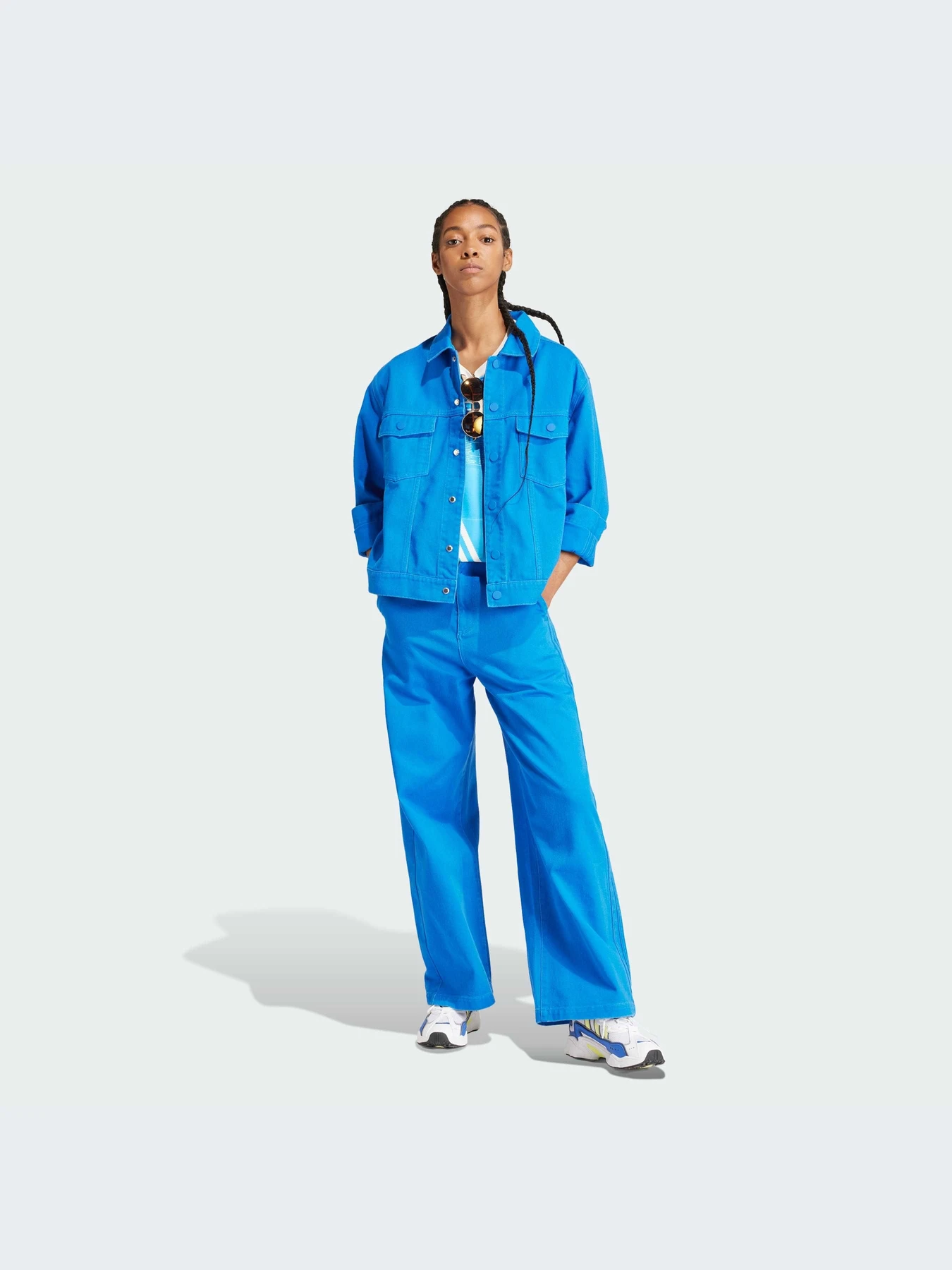 Куртки и дубленки Adidas x KSENIASCHNAIDER 3-Stripes модель IU2460 Куртки и дубленки Adidas x KSENIASCHNAIDER 3-Stripes модель IU2460 Фото