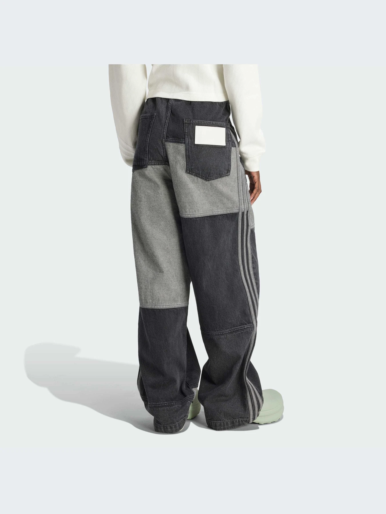 Джинсы Adidas KSENIASCHNAIDER Patchwork модель IS0514 Фото