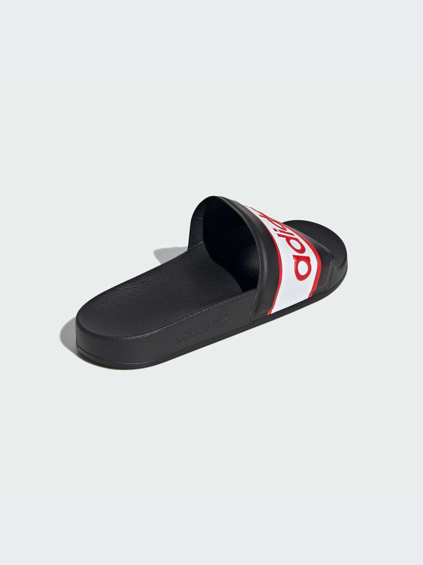 Шлёпанцы Adidas Adilette модель ID5795 Шлёпанцы Adidas Adilette модель ID5795 Фото