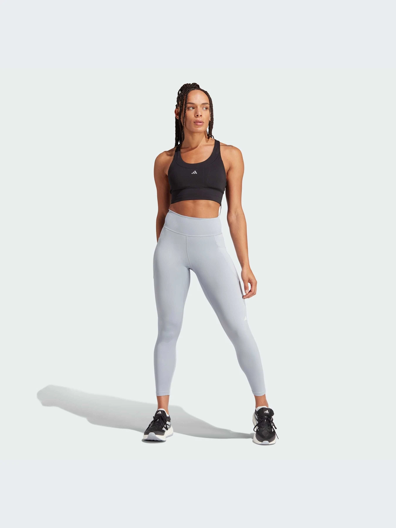 Брюки Adidas модель IN4294 Брюки Adidas модель IN4294 Фото