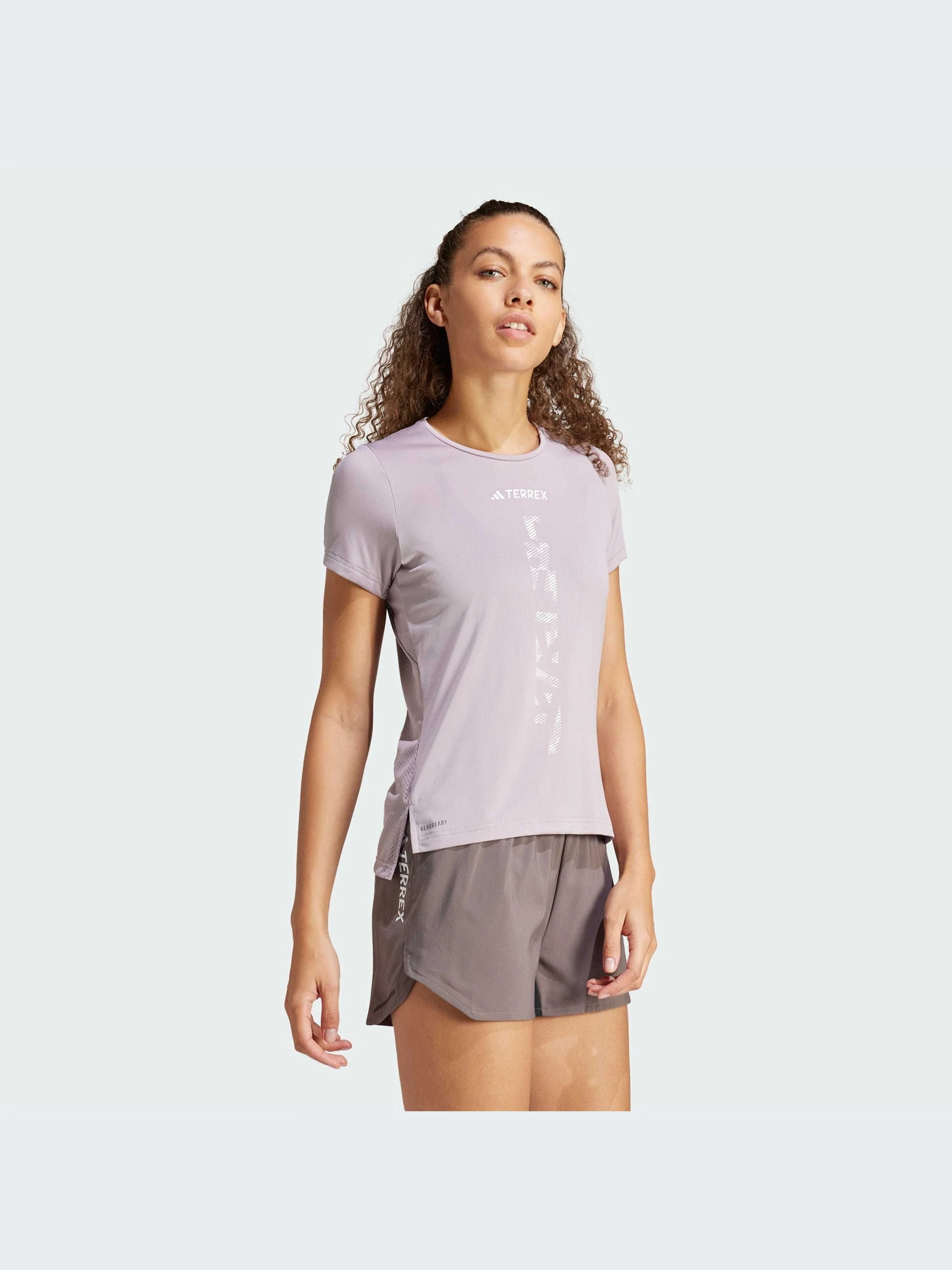 Футболки и поло Adidas Terrex модель IP4821 Футболки и поло Adidas Terrex модель IP4821 Фото