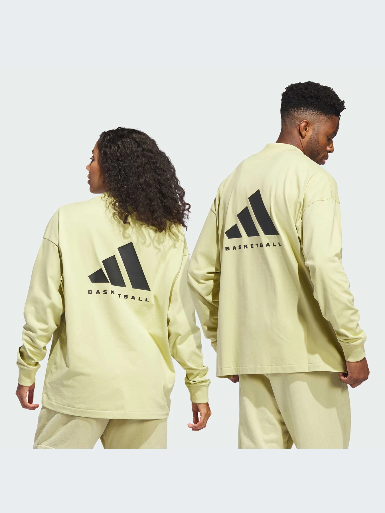 Худи и свитшоты Adidas модель IN9562 Худи и свитшоты Adidas модель IN9562 Фото