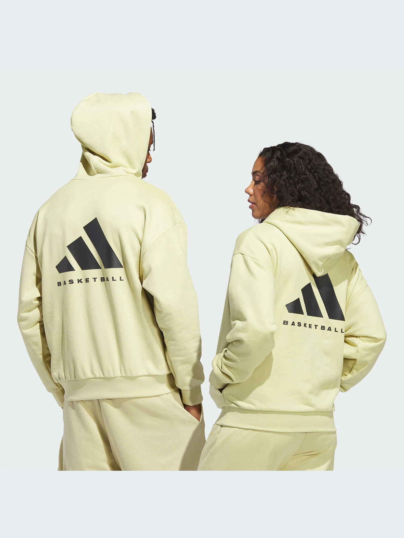 Худи и свитшоты Adidas модель IN7706 Худи и свитшоты Adidas модель IN7706 Фото